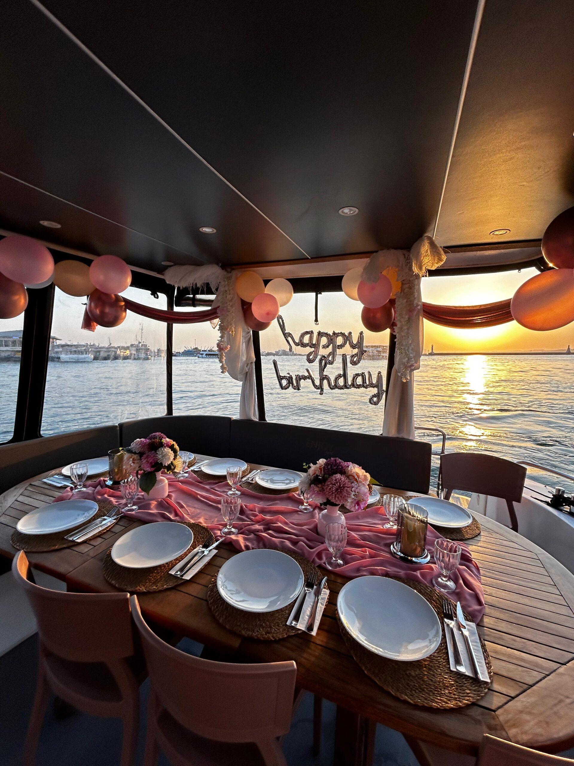 Yacht Gallery
