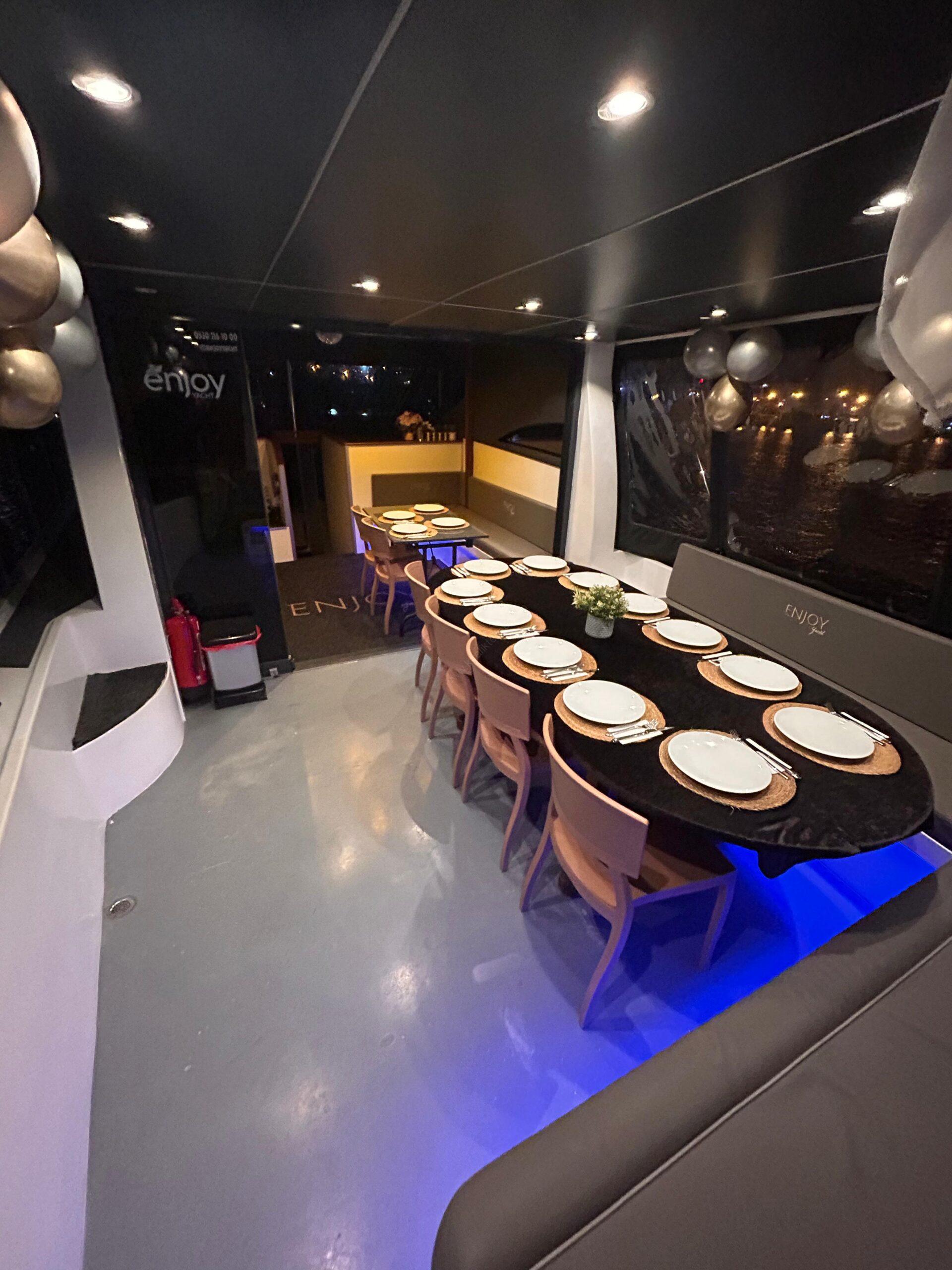 Yacht Gallery