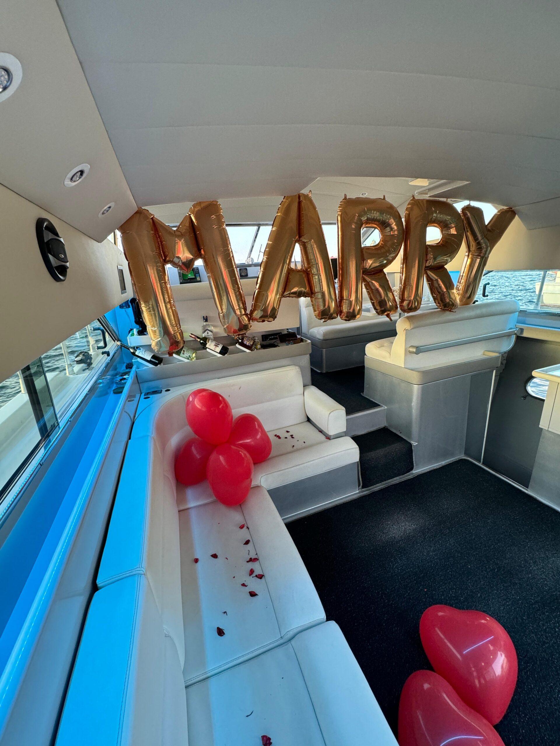 Yacht Gallery