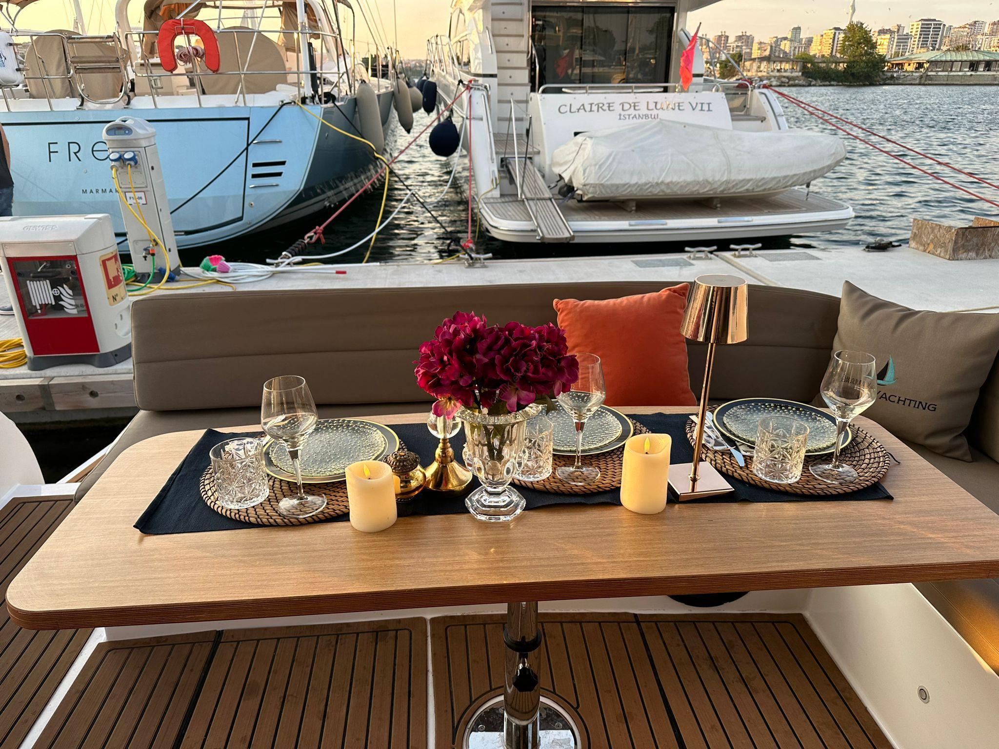 Yacht Gallery