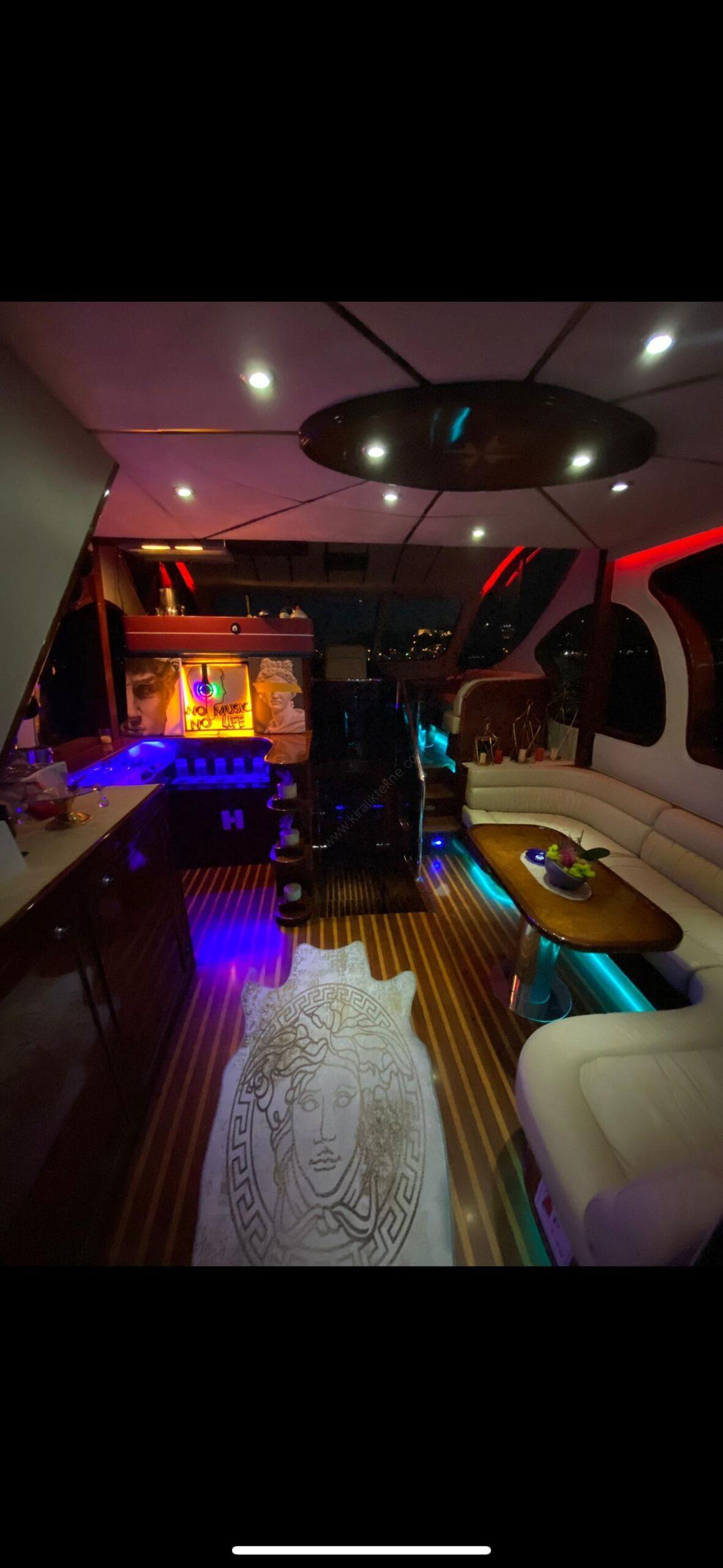 Yacht Gallery