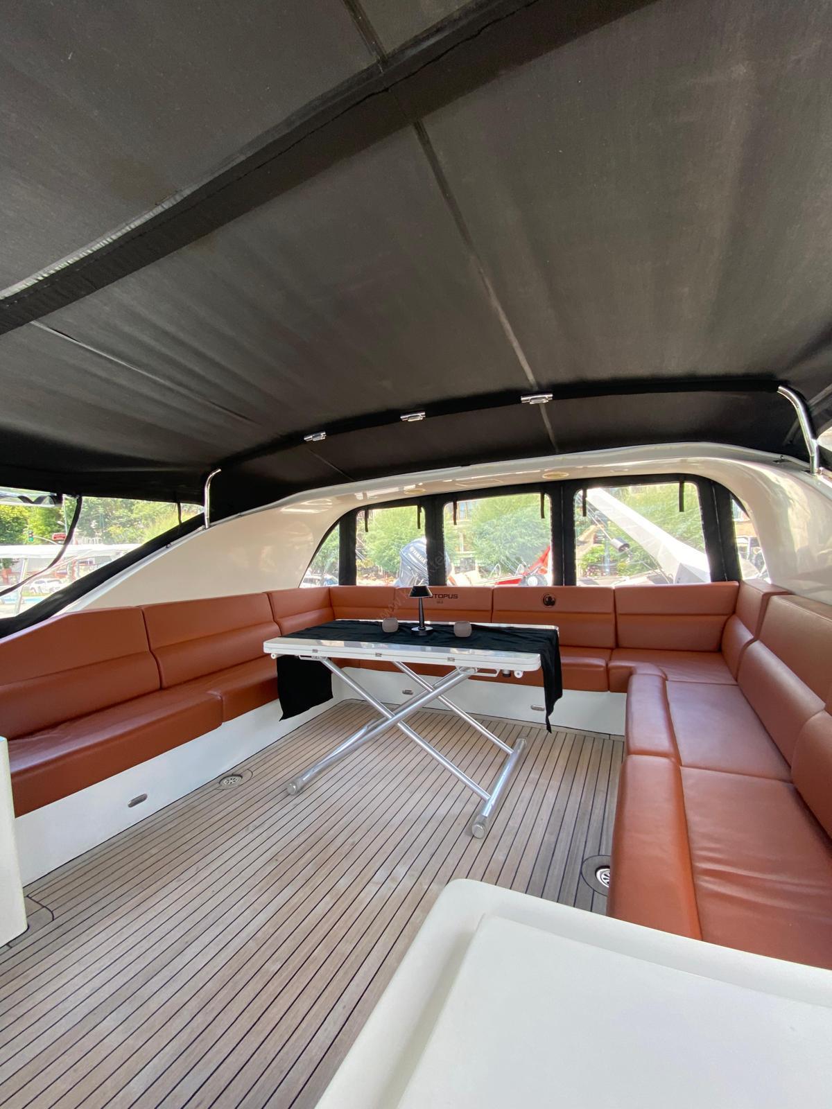 Yacht Gallery