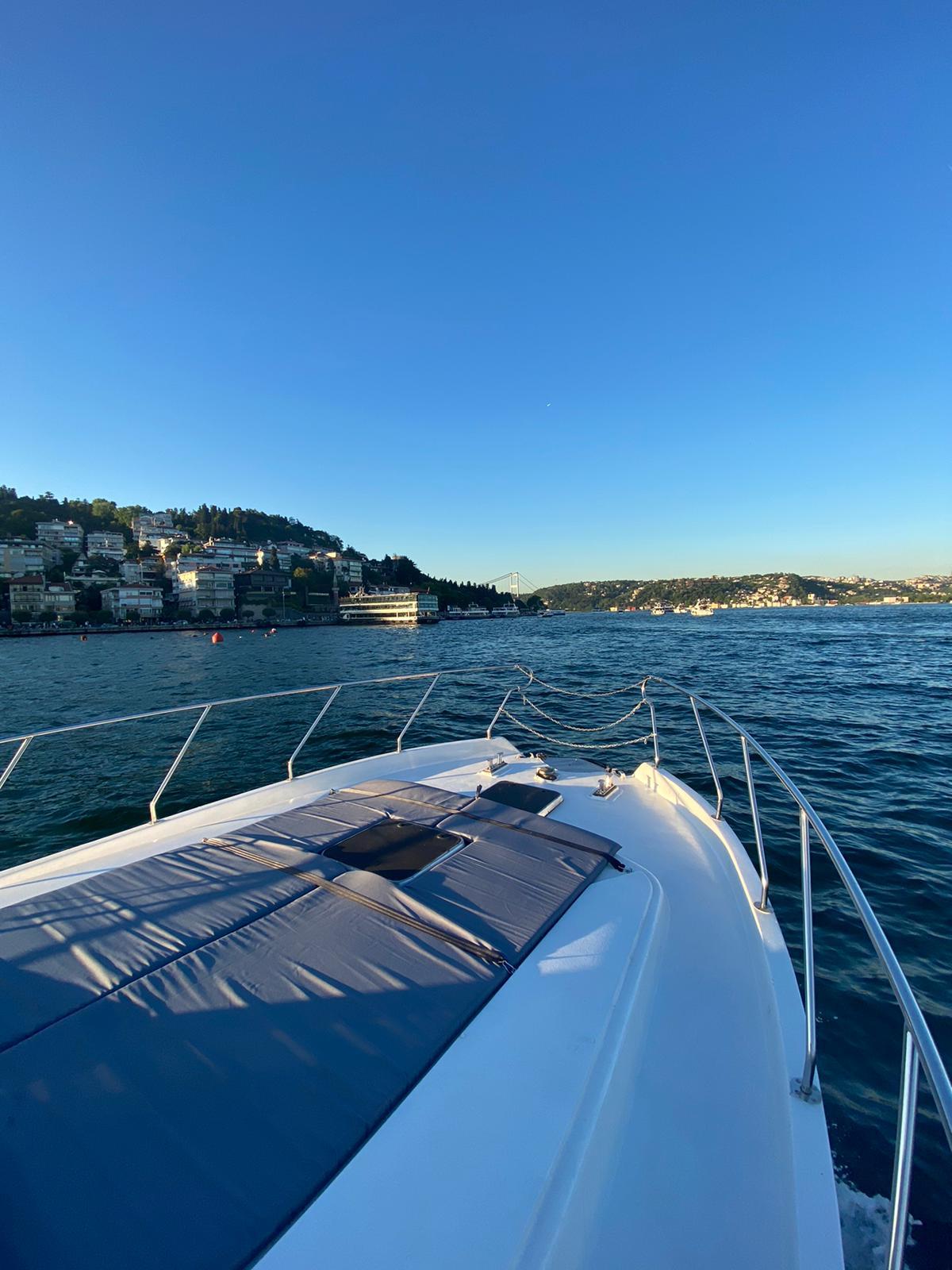 Yacht Gallery