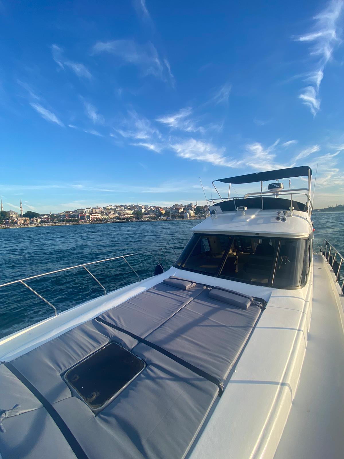 Yacht Gallery
