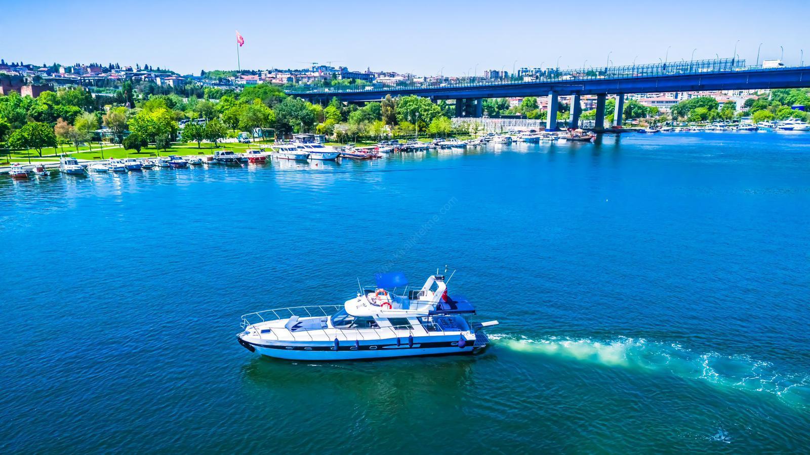 Yacht Gallery