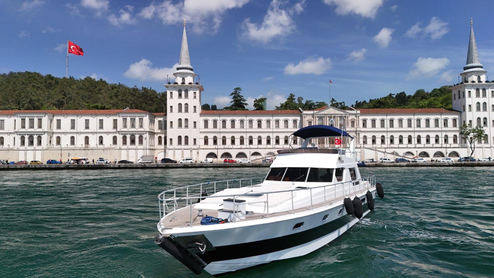 Yacht Gallery