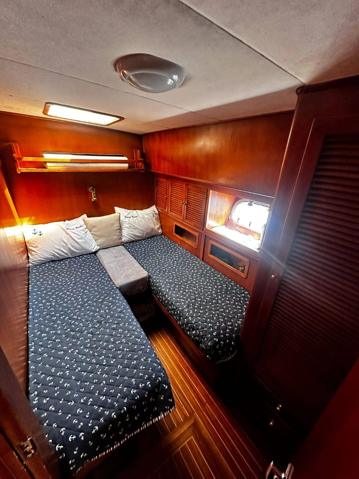Yacht Gallery