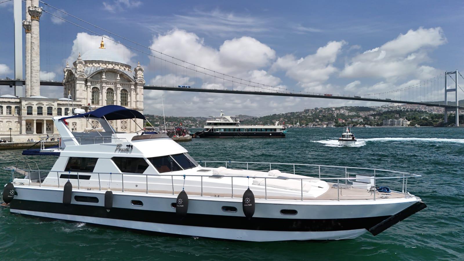 Yacht Gallery