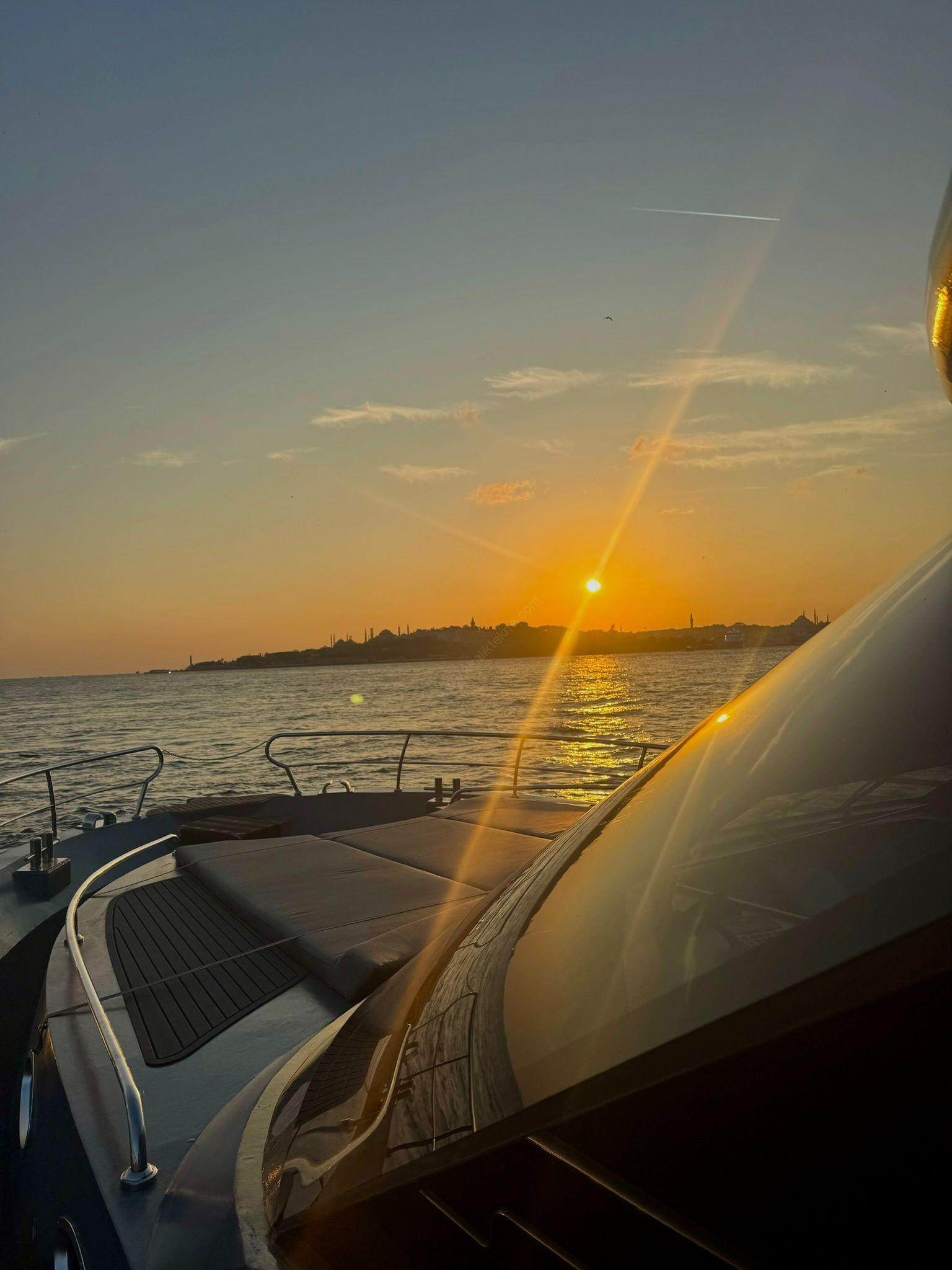 Yacht Gallery
