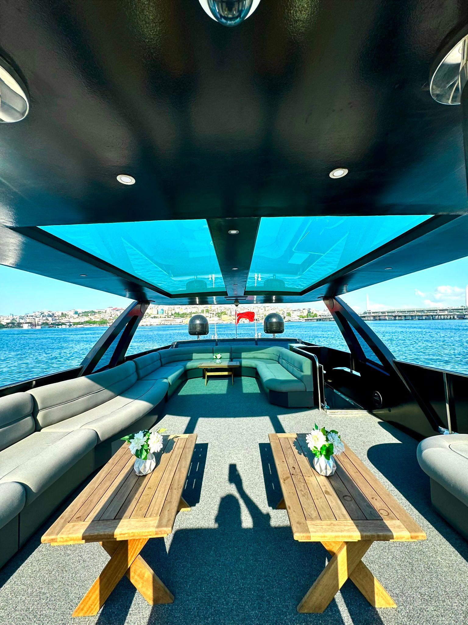 Yacht Gallery