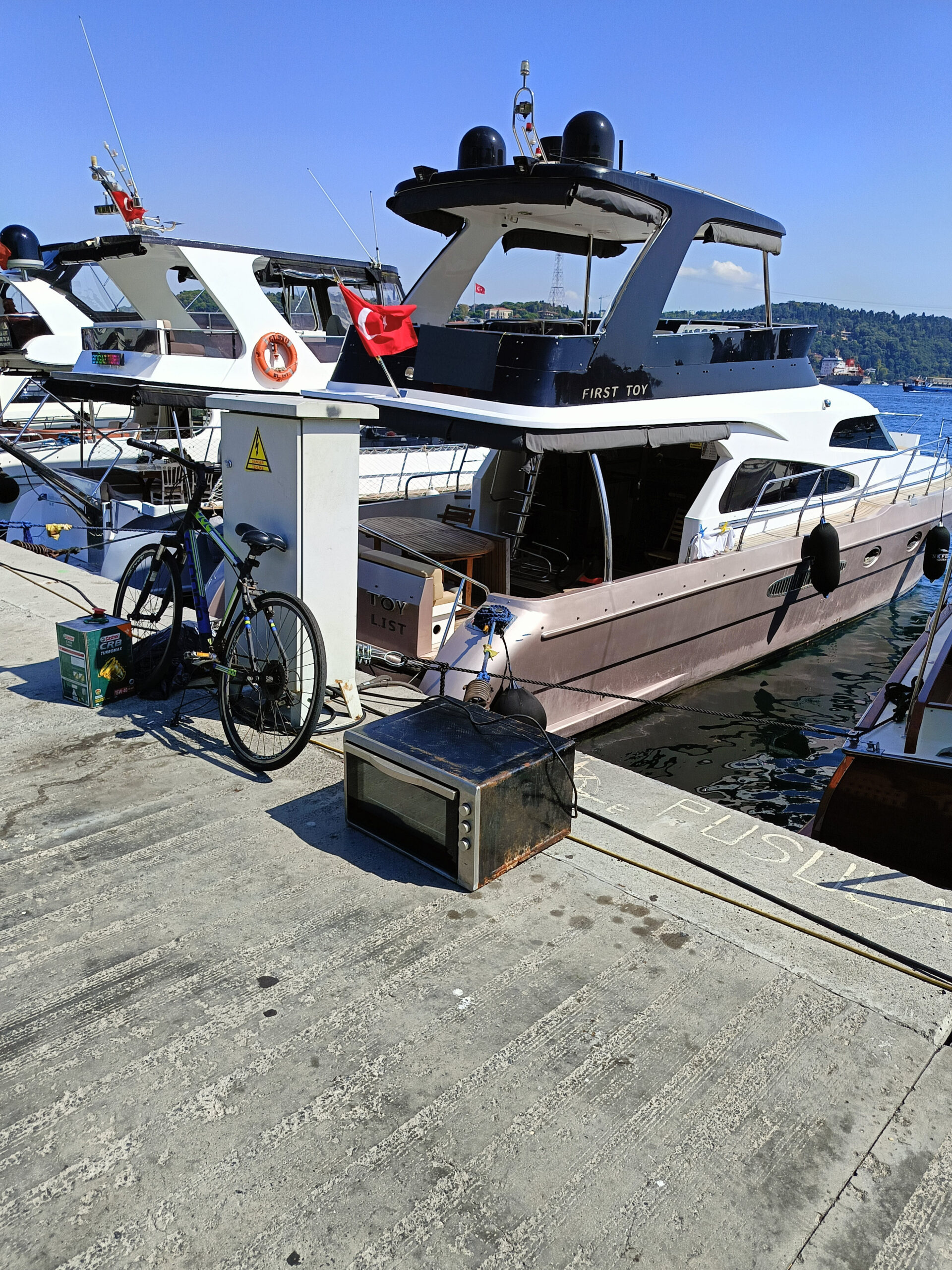 Yacht Gallery