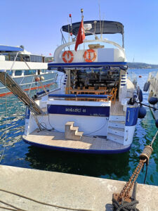 Yacht Thumbnail