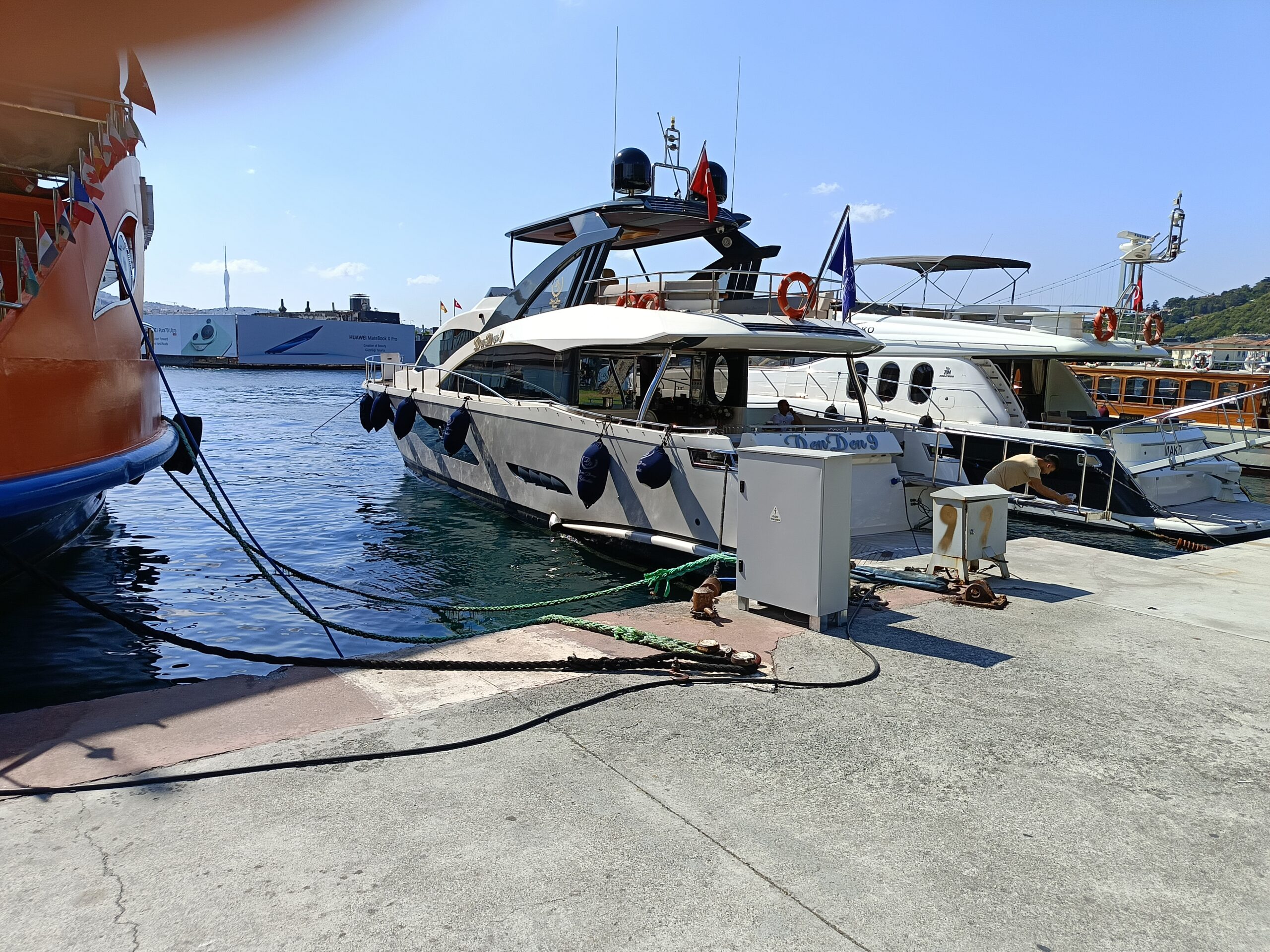Yacht Gallery