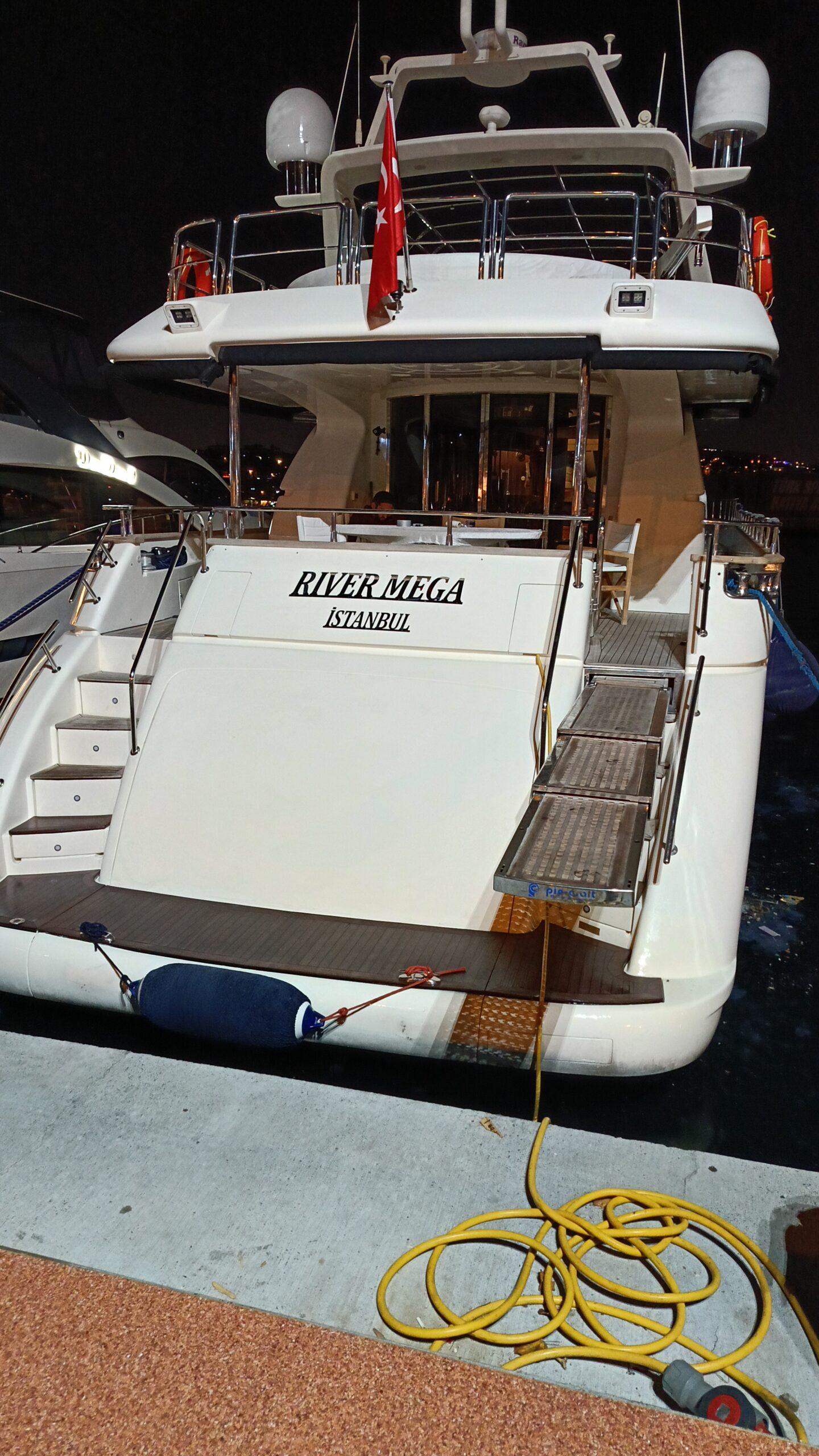 Yacht Gallery