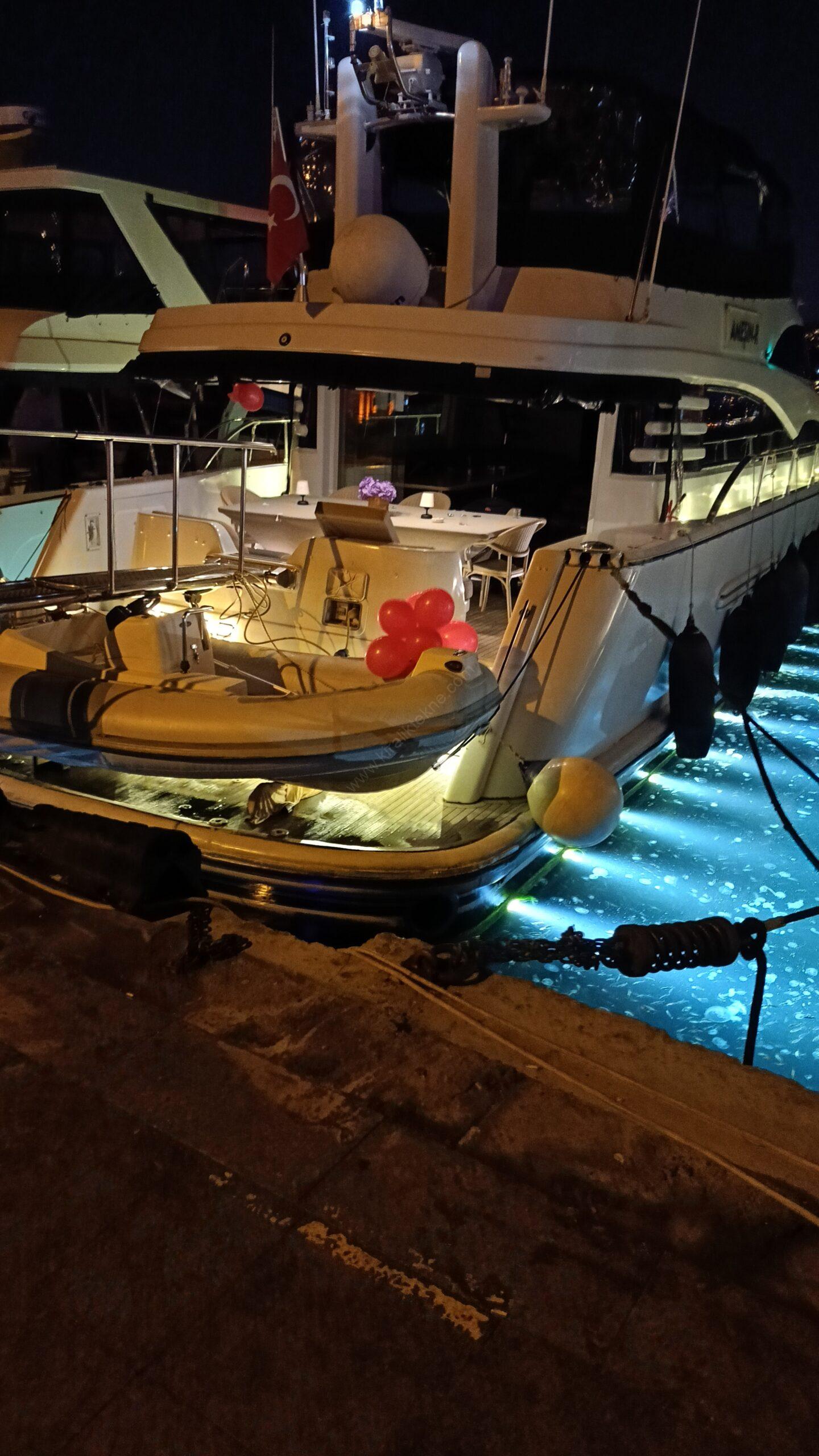 Yacht Gallery