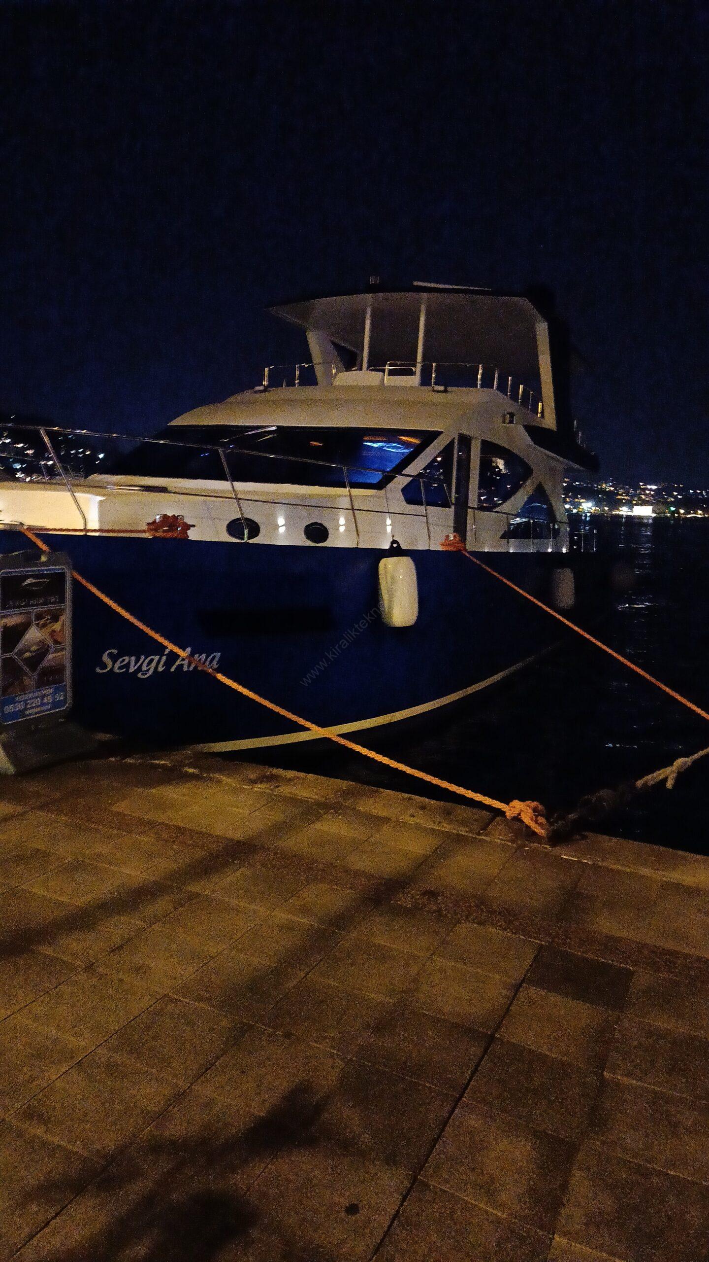 Yacht Gallery