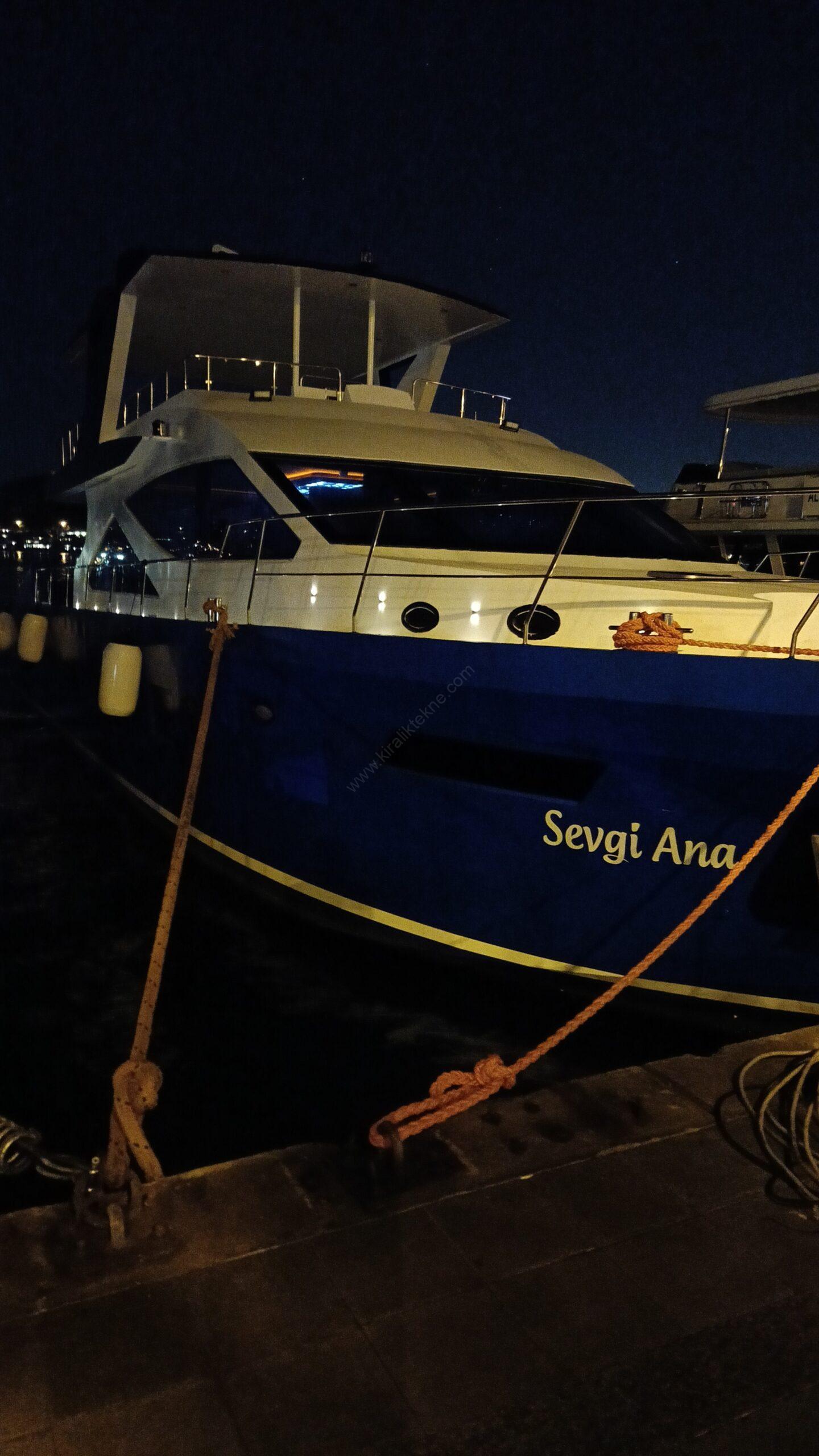 Yacht Gallery