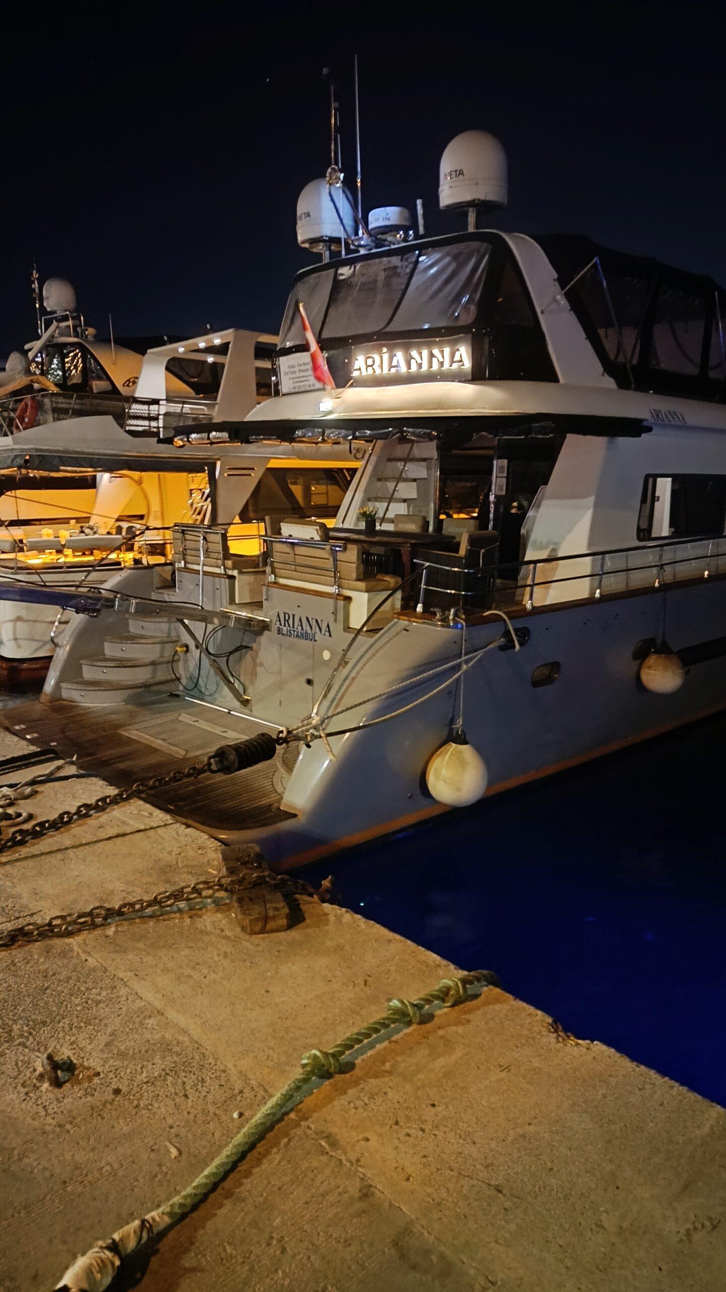 Yacht Gallery