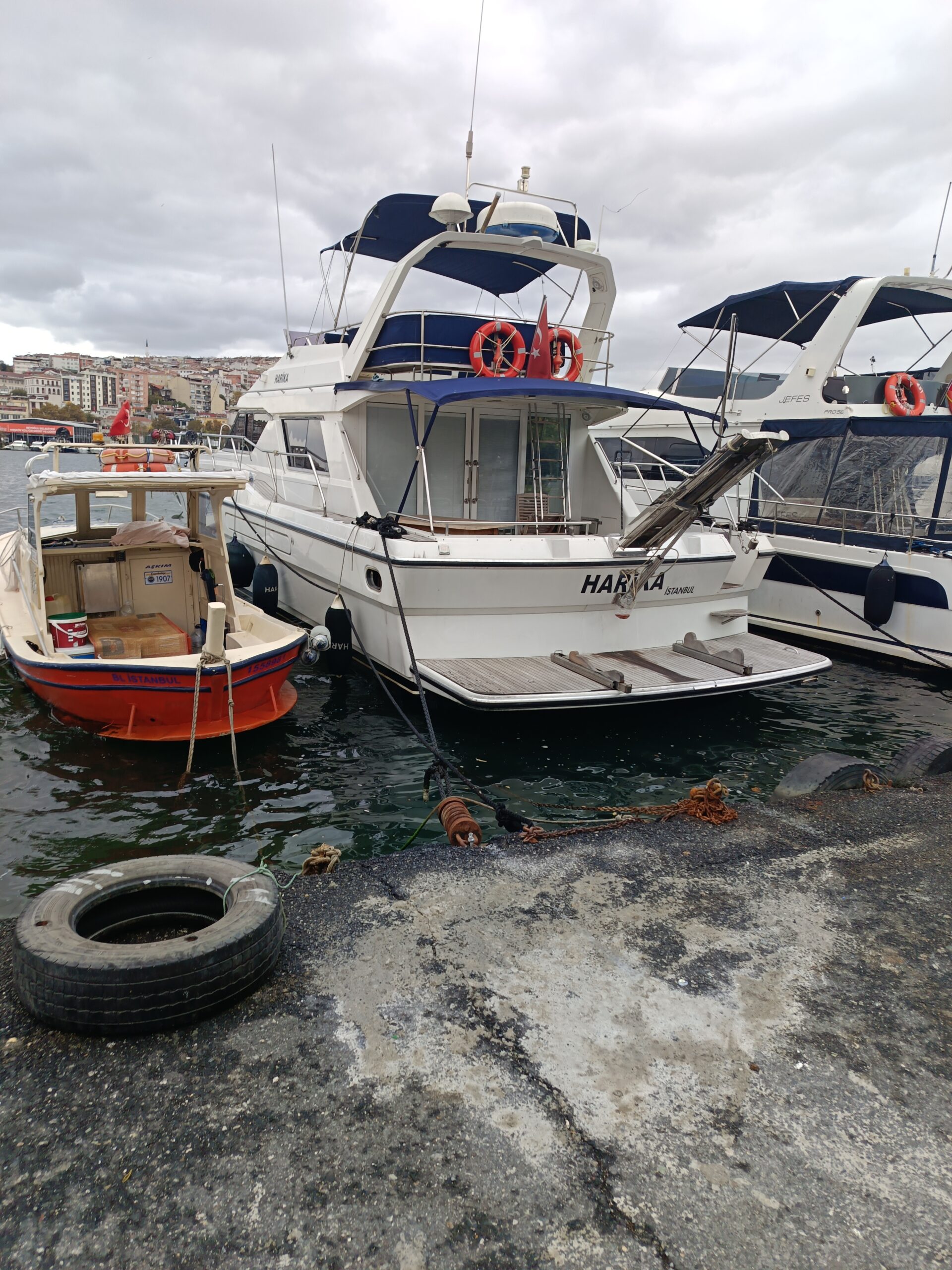 Yacht Gallery