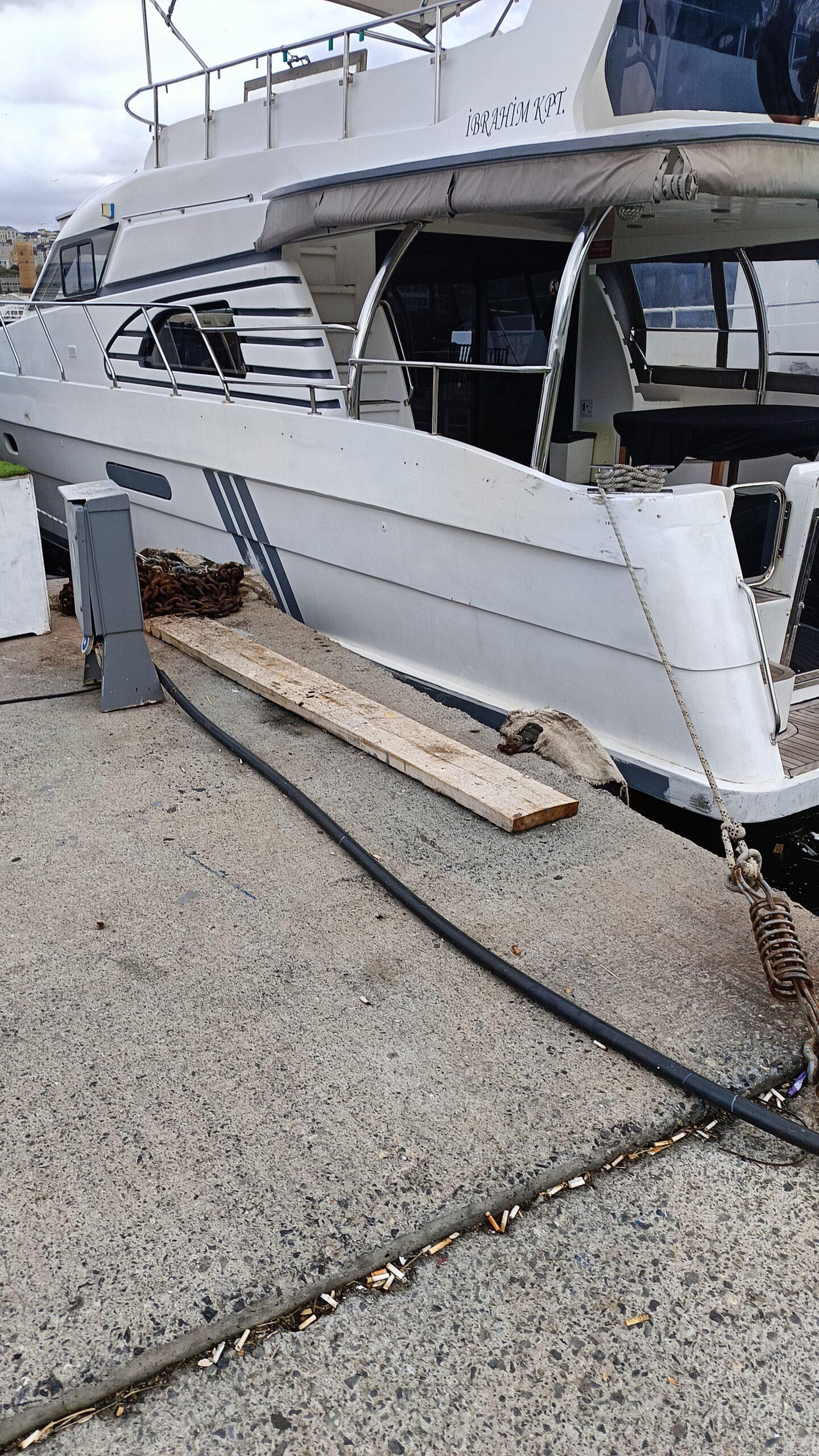 Yacht Gallery