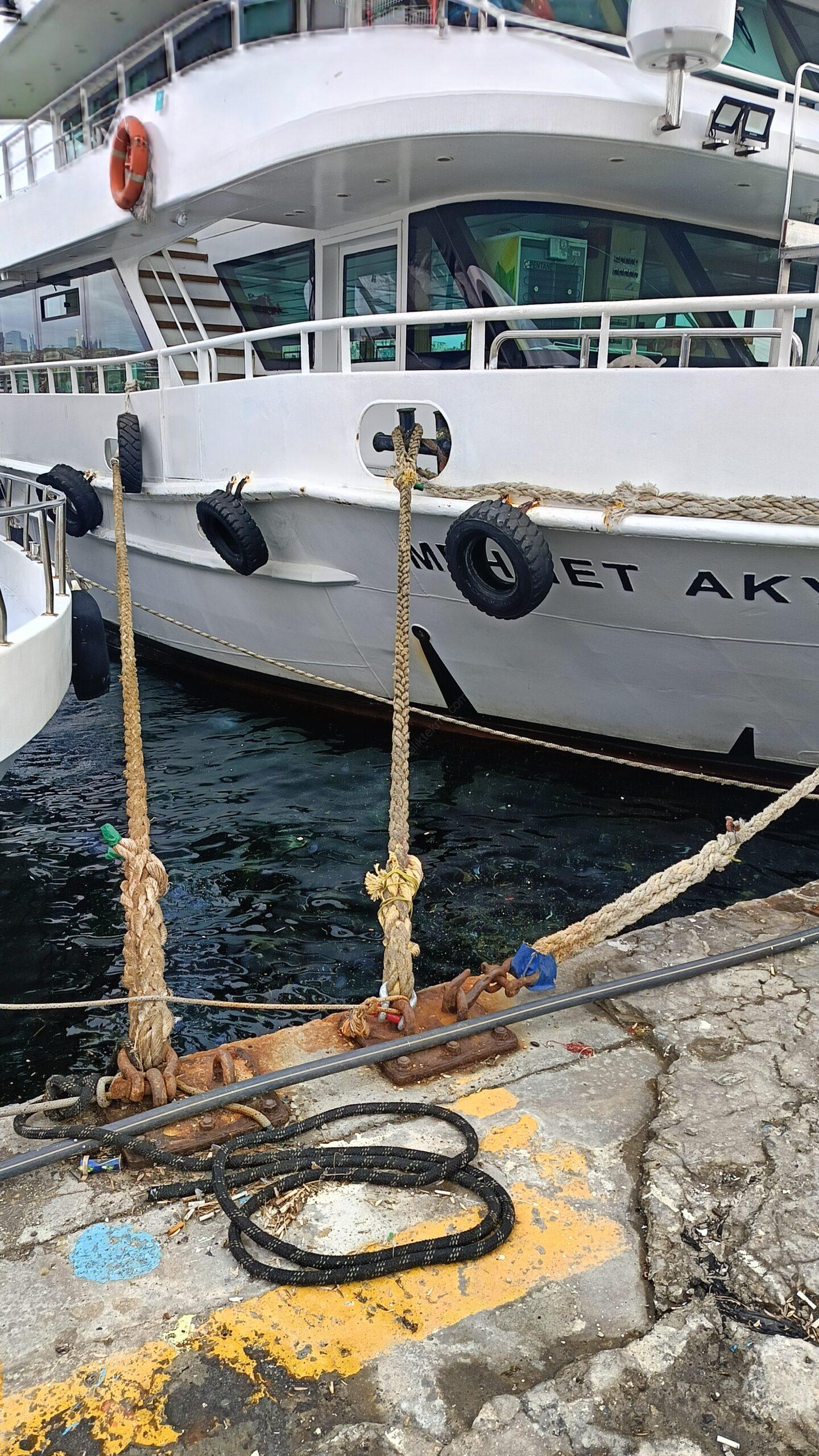 Yacht Gallery