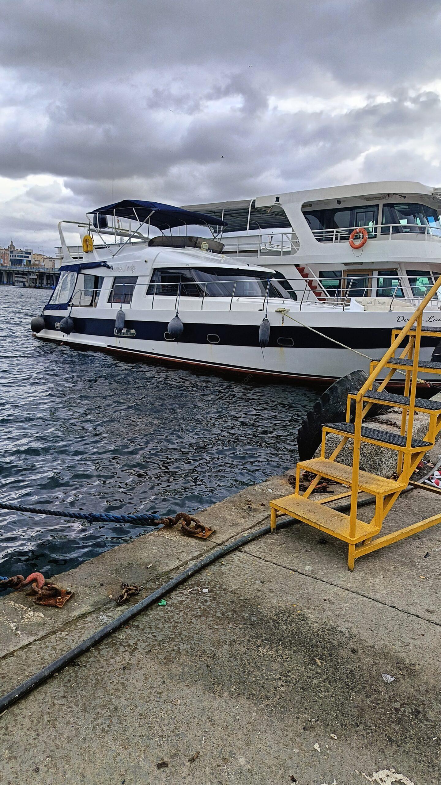 Yacht Gallery