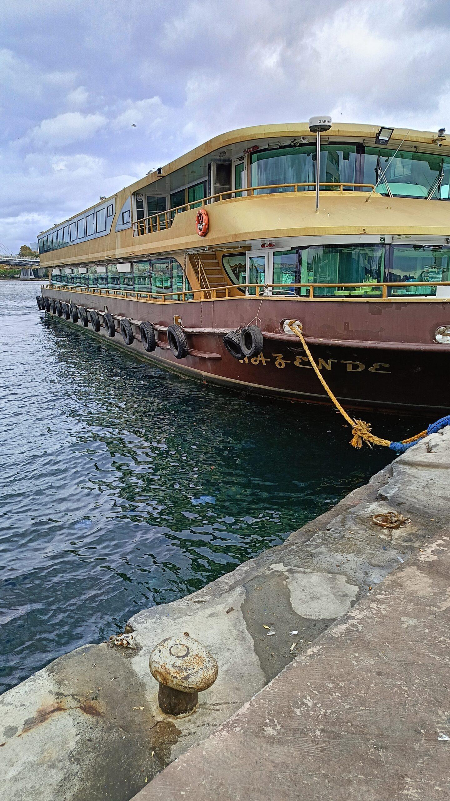 Yacht Gallery