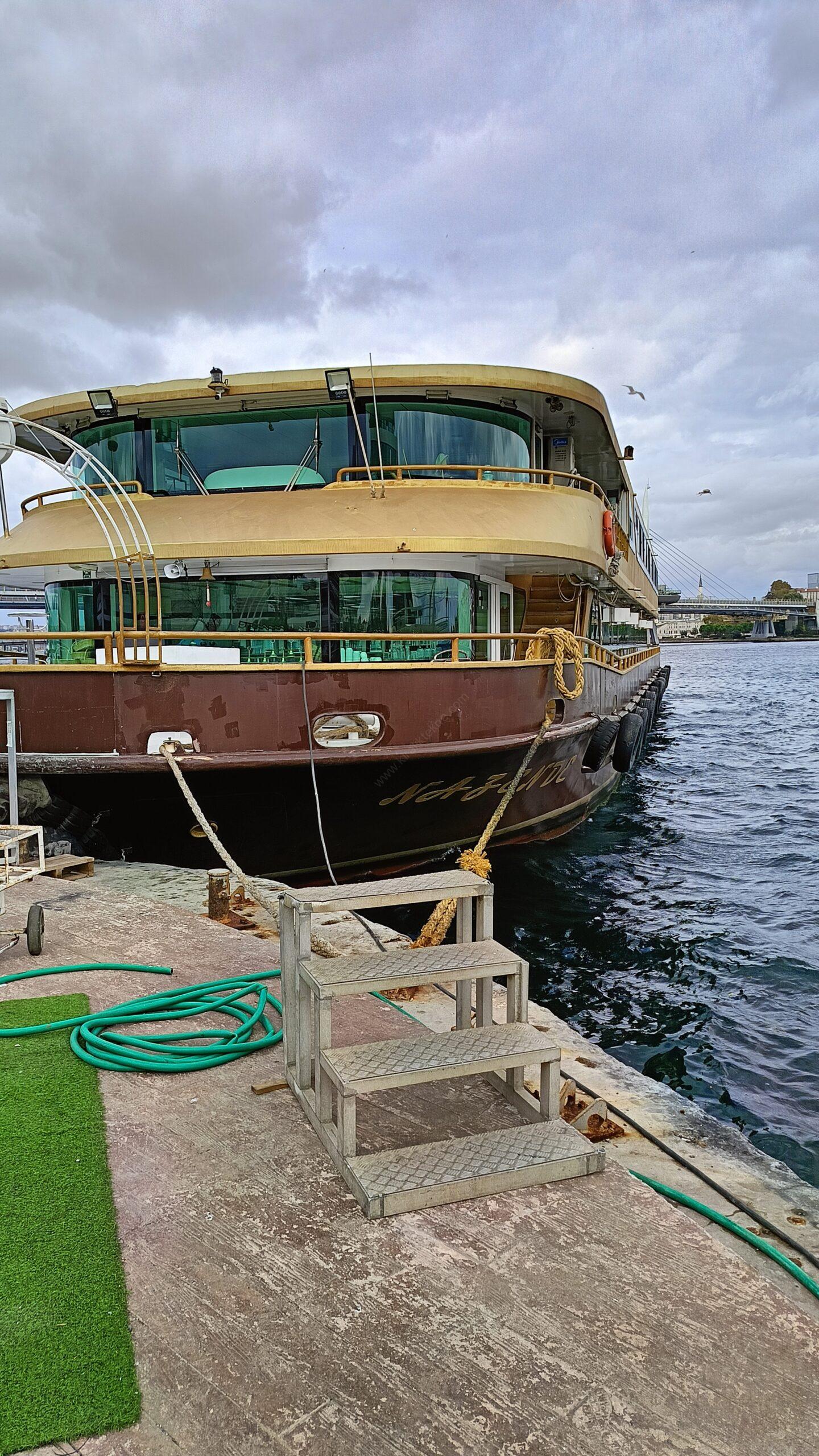 Yacht Gallery