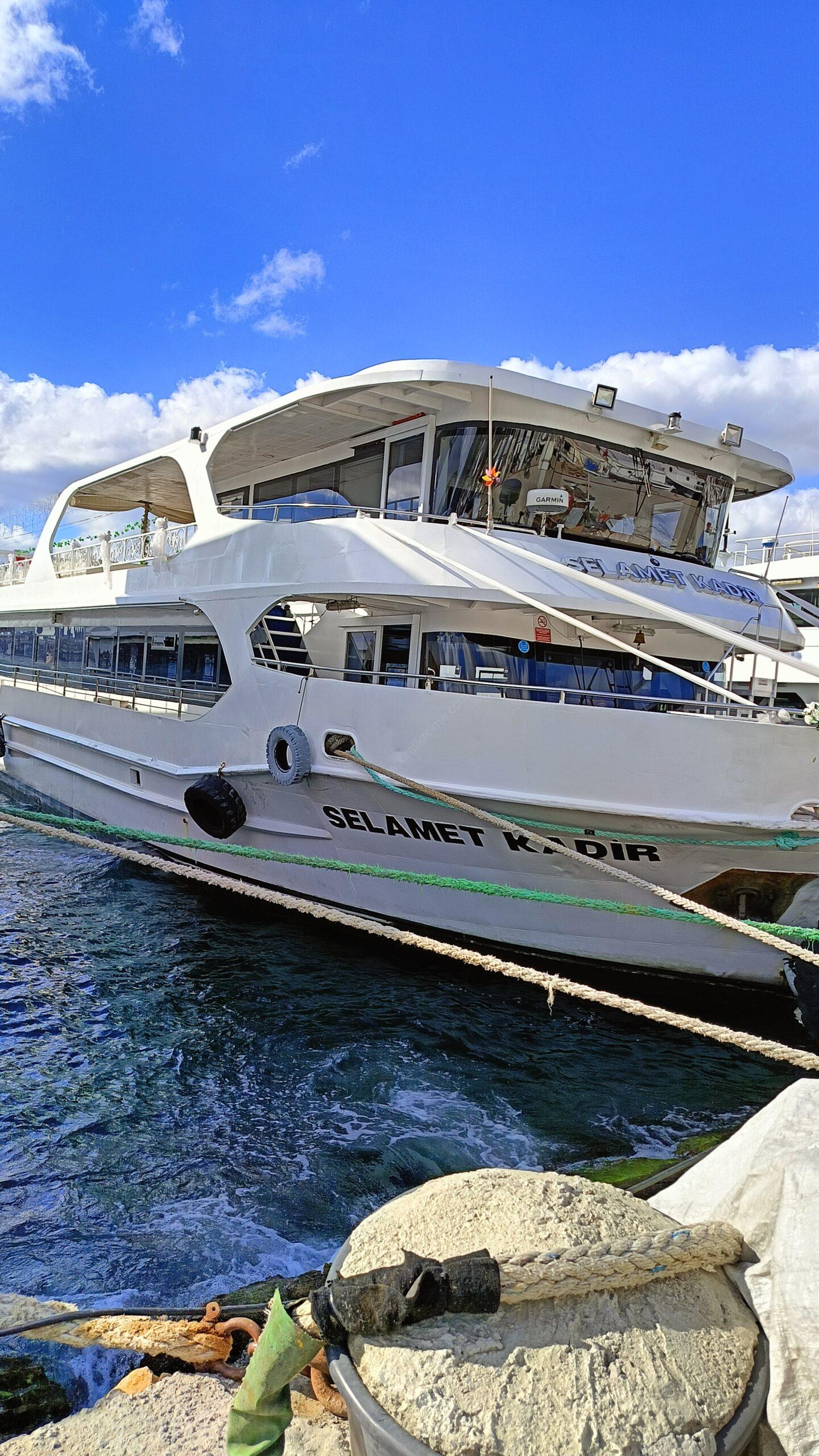 Yacht Gallery