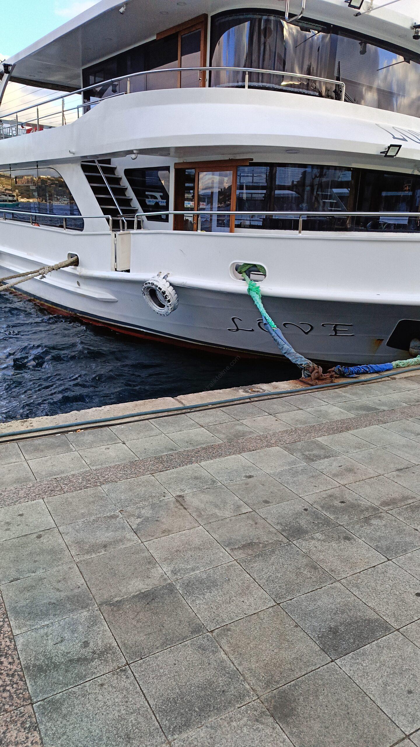 Yacht Gallery