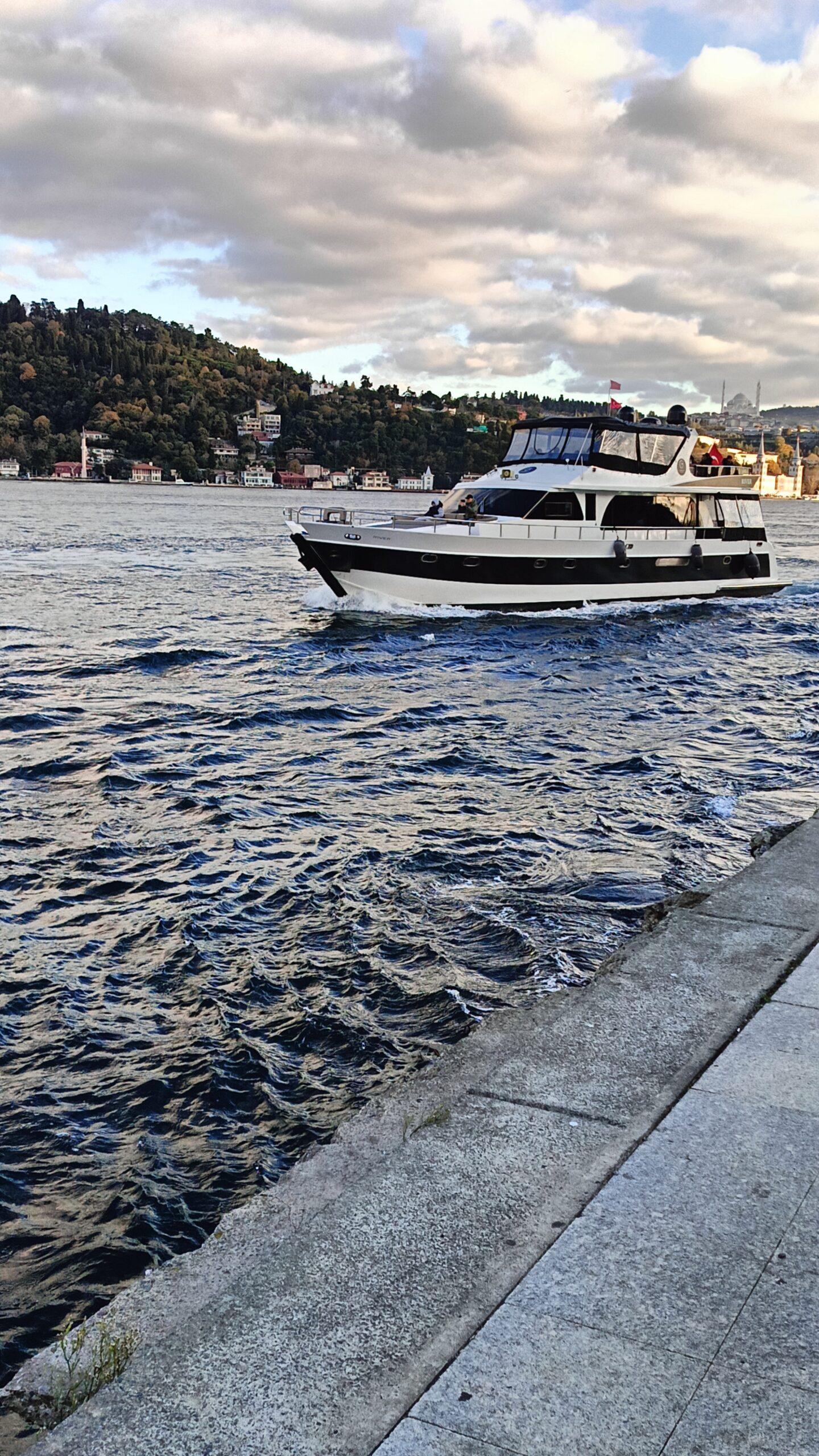 Yacht Gallery