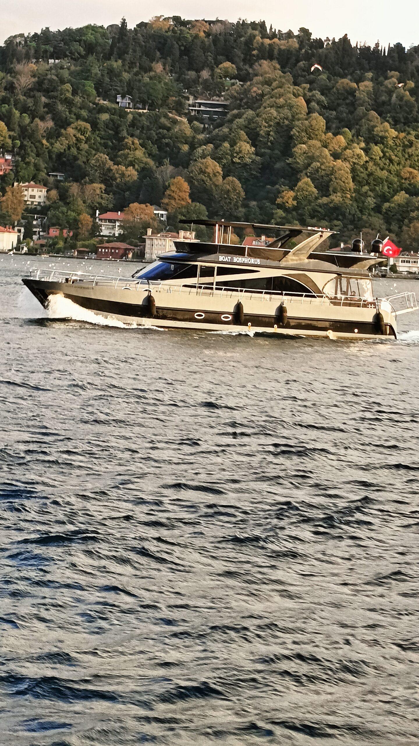 Yacht Gallery