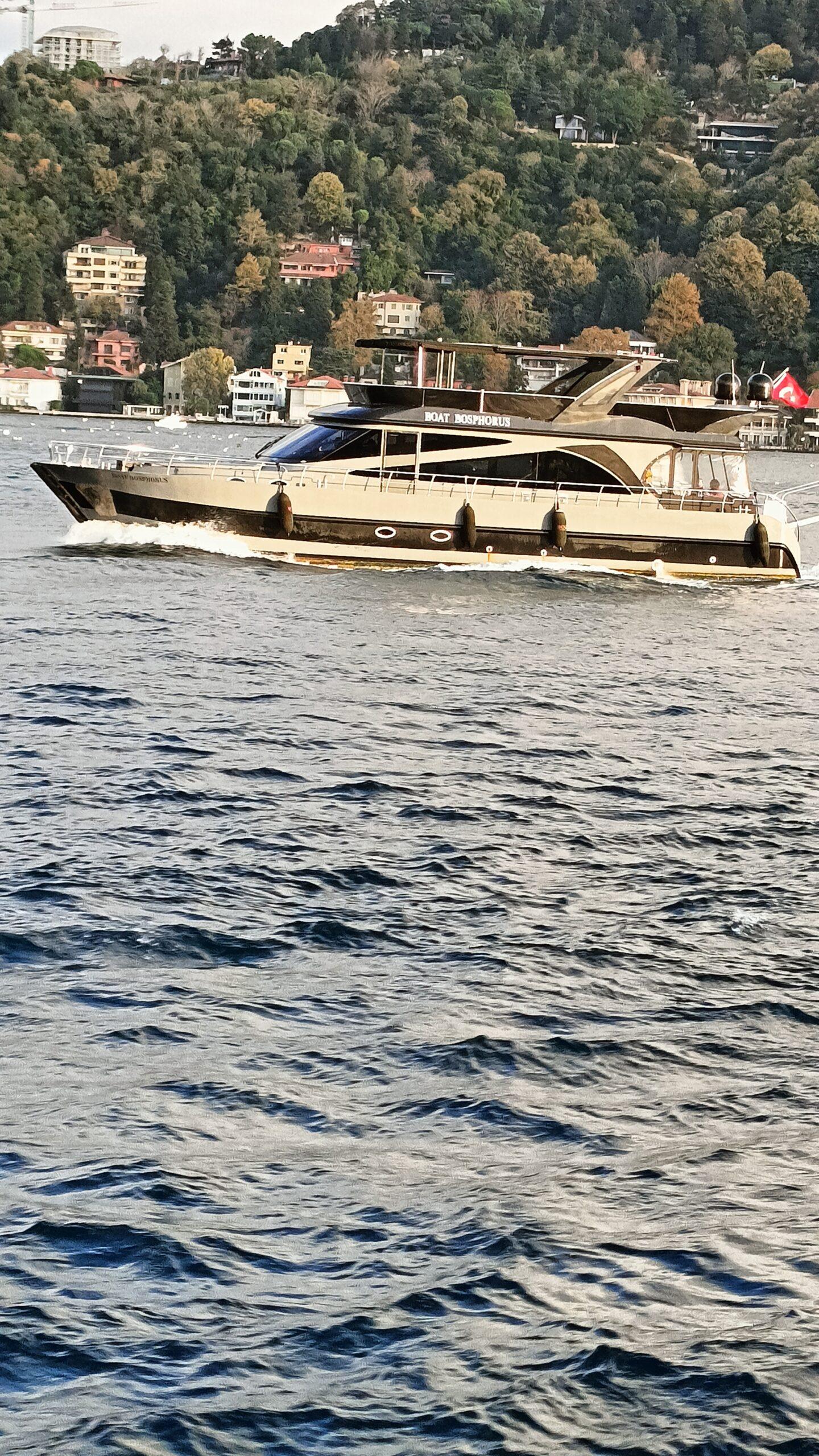 Yacht Gallery