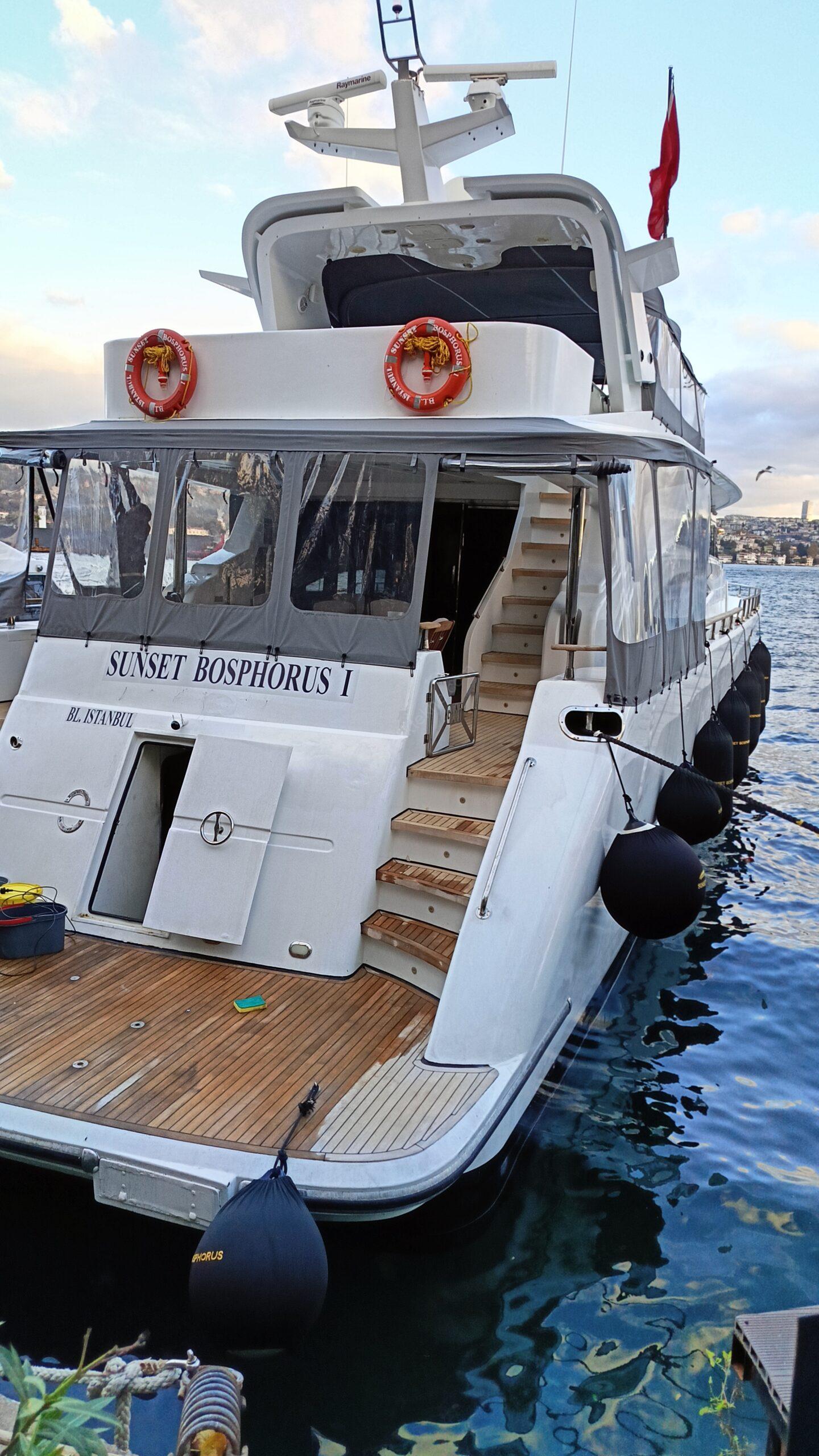 Yacht Gallery