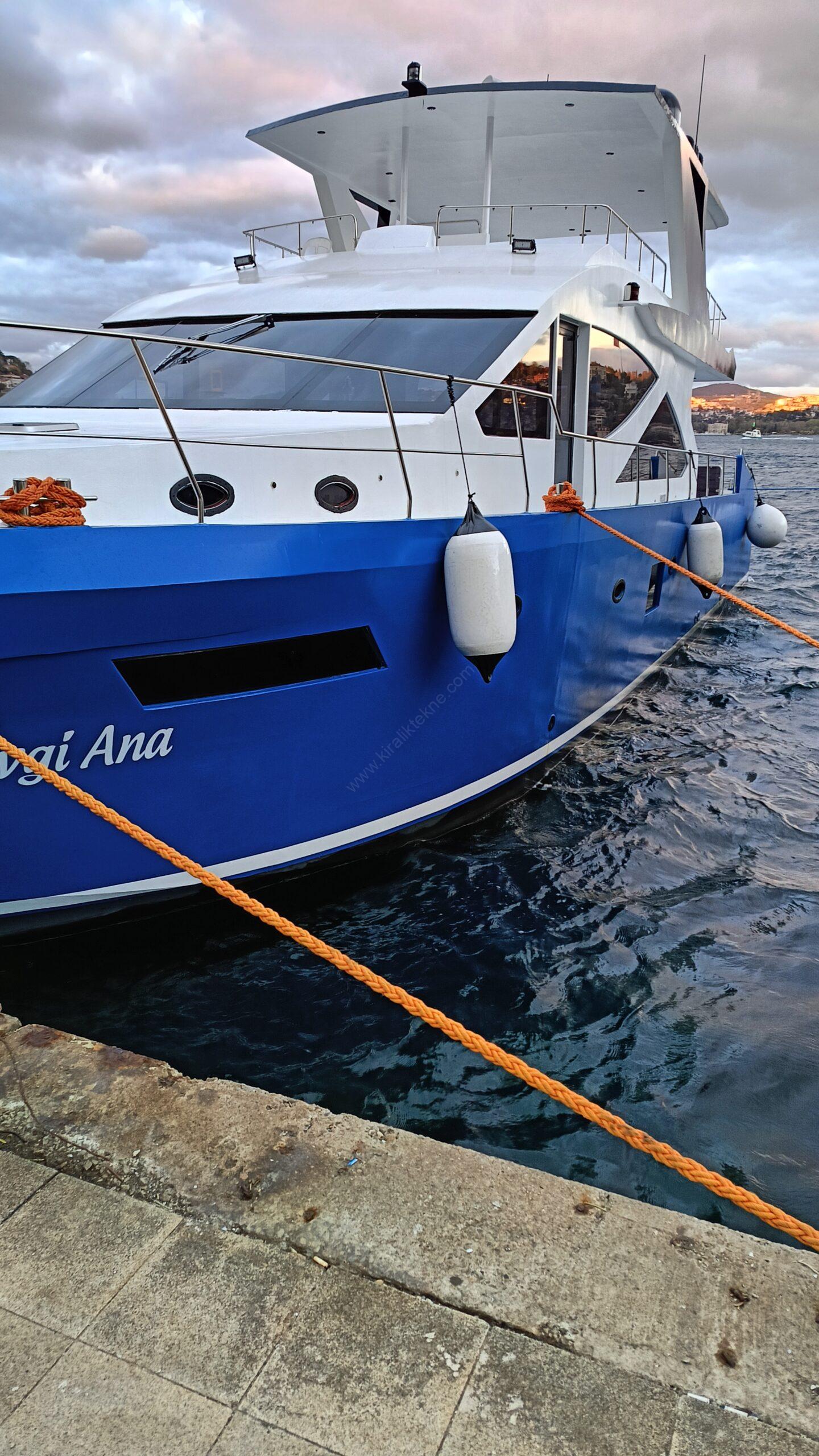 Yacht Gallery