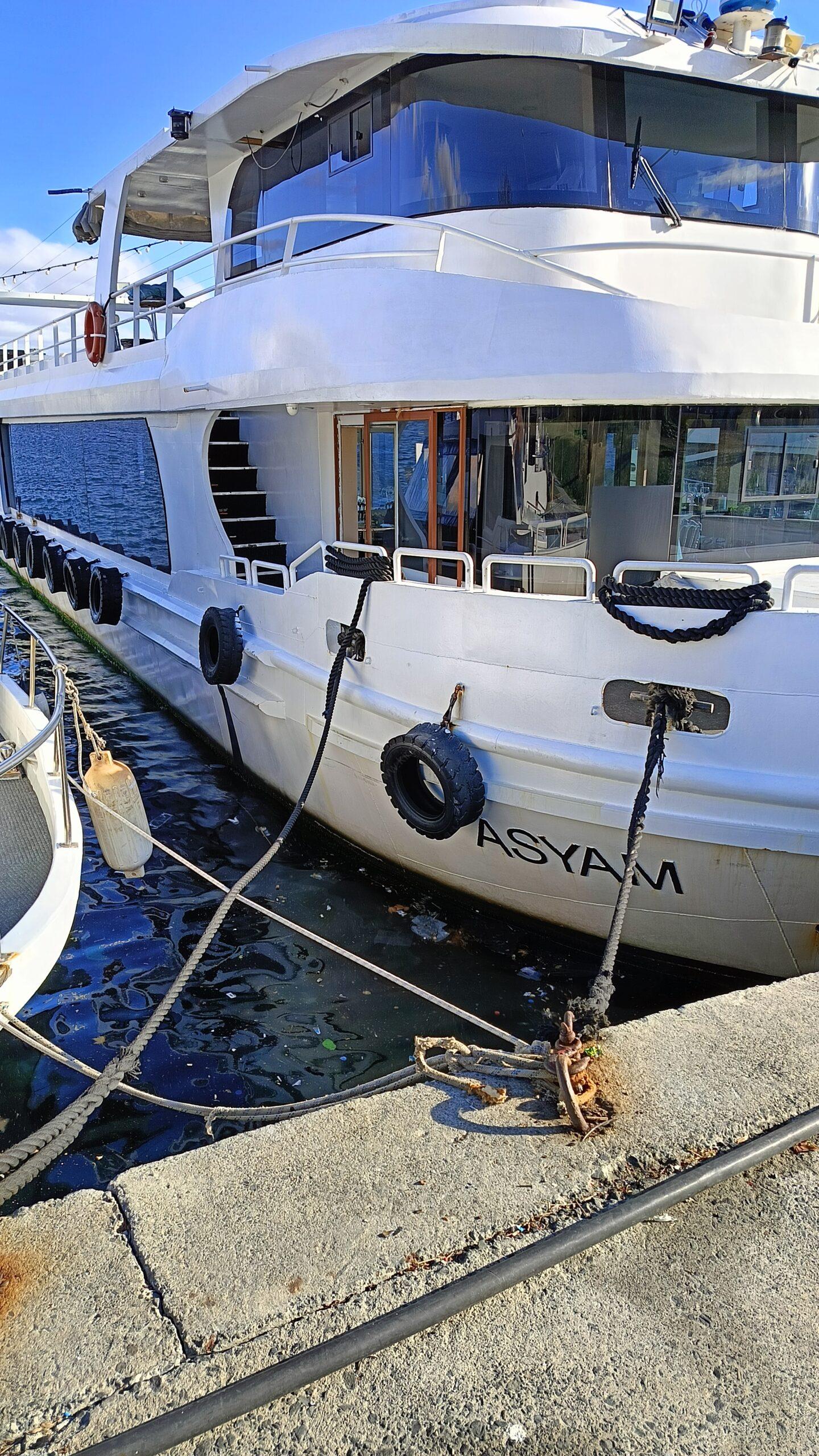 Yacht Gallery
