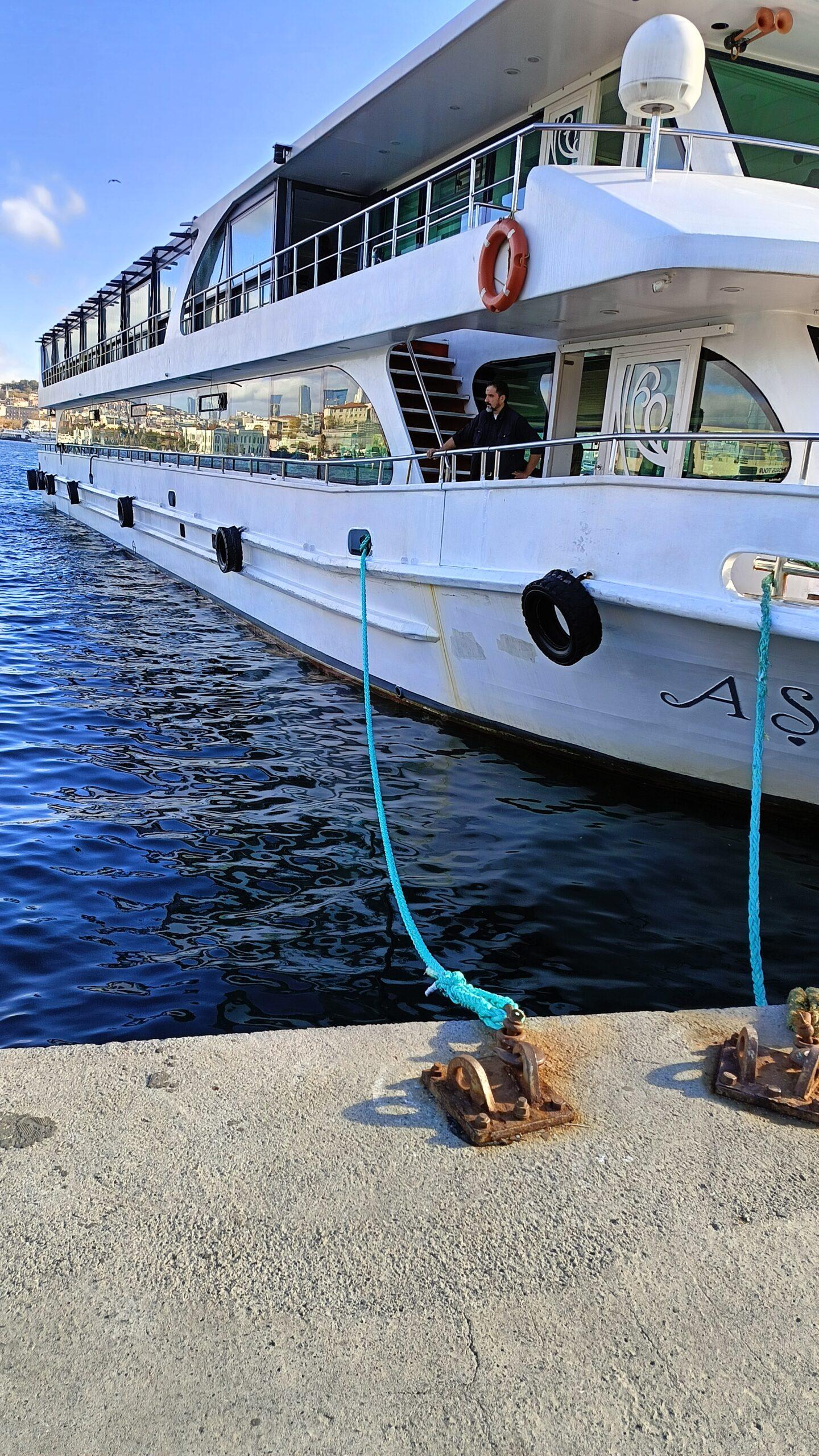 Yacht Gallery