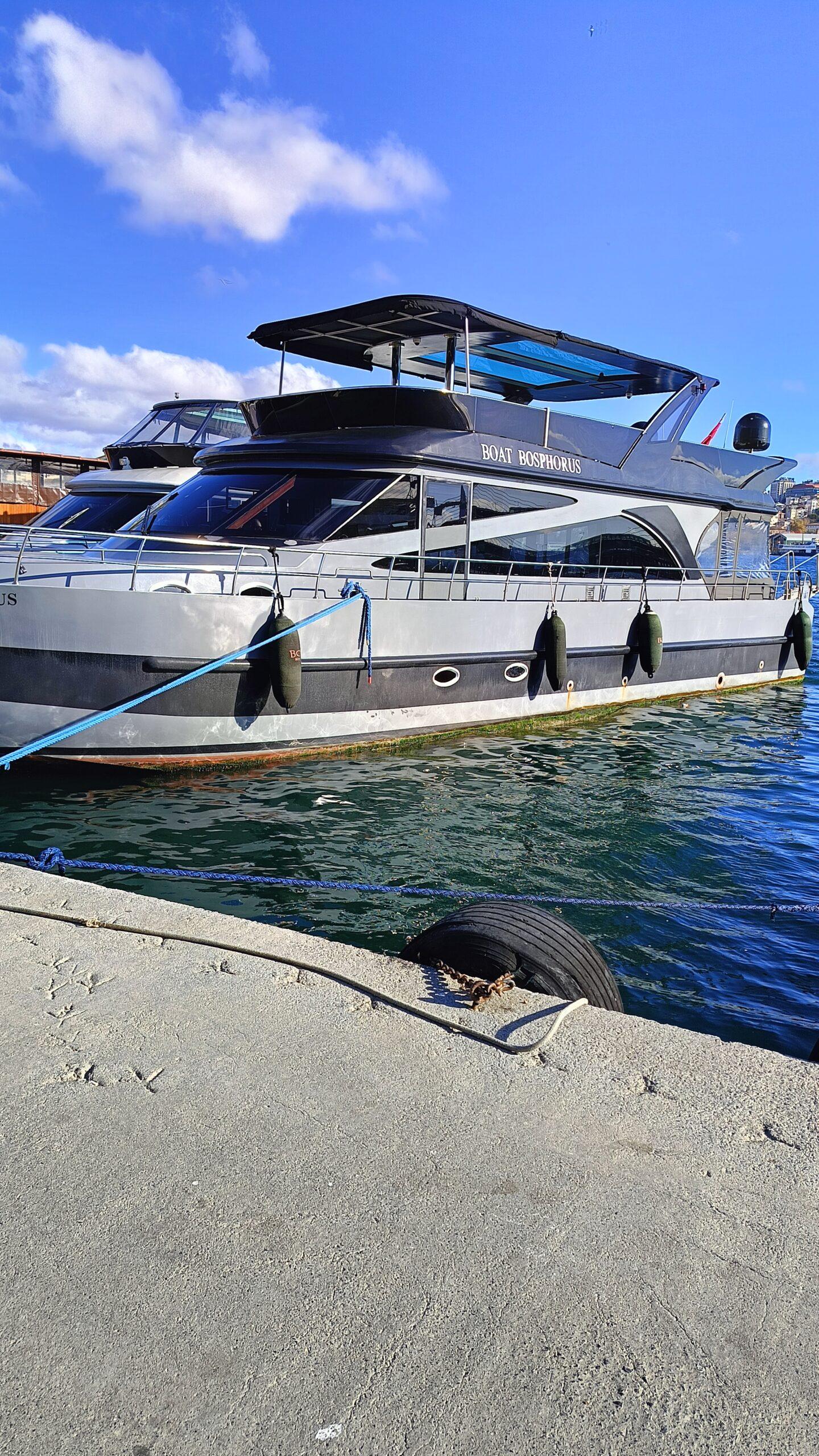 Yacht Gallery