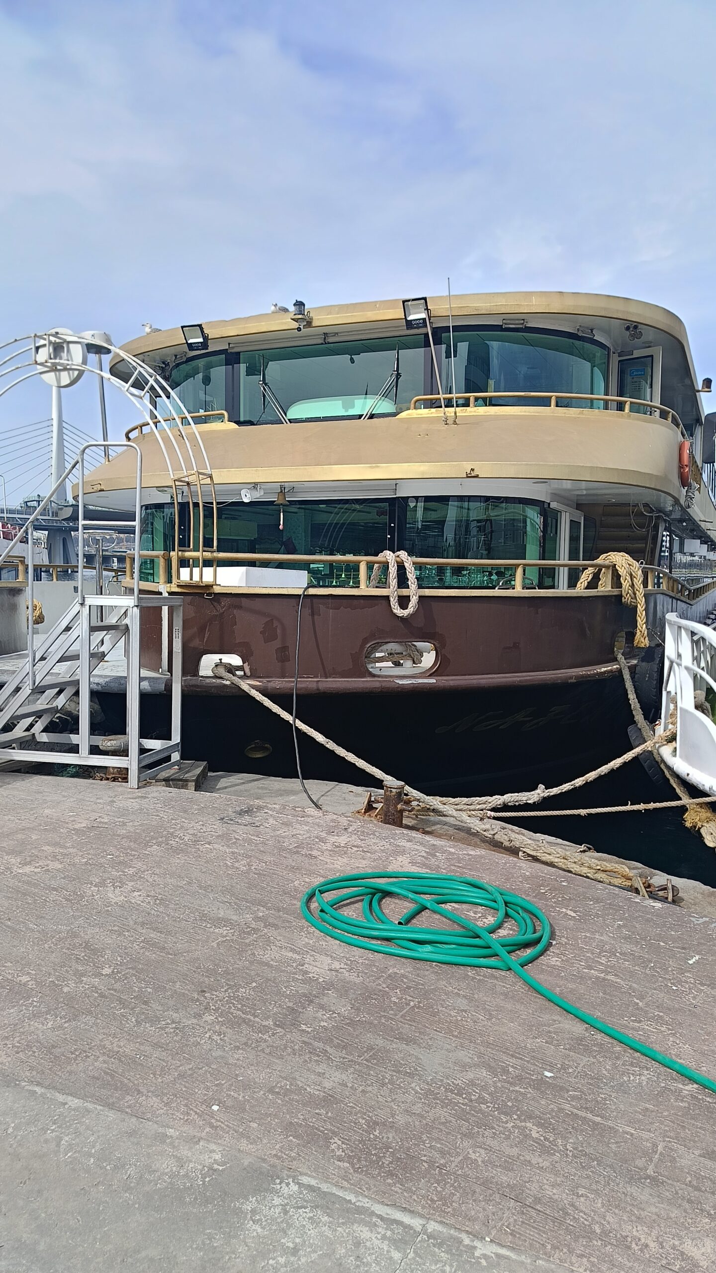 Yacht Gallery