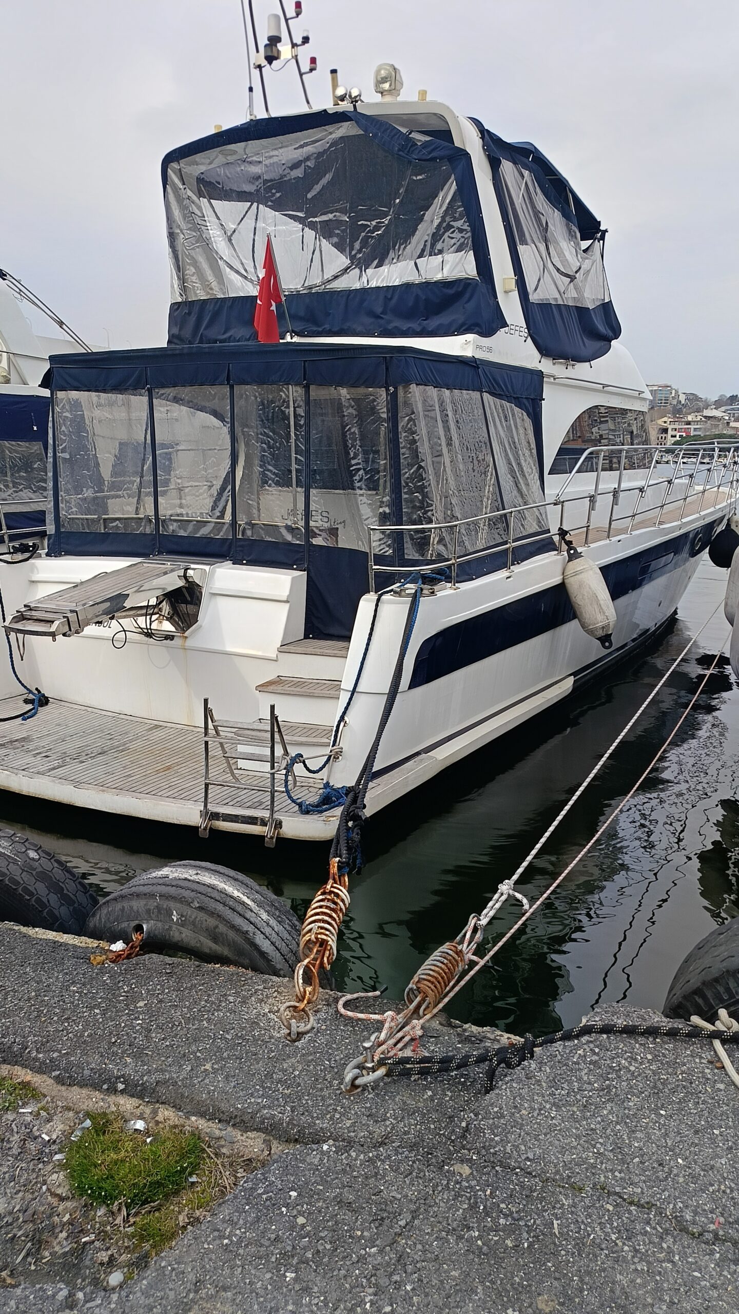 Yacht Gallery