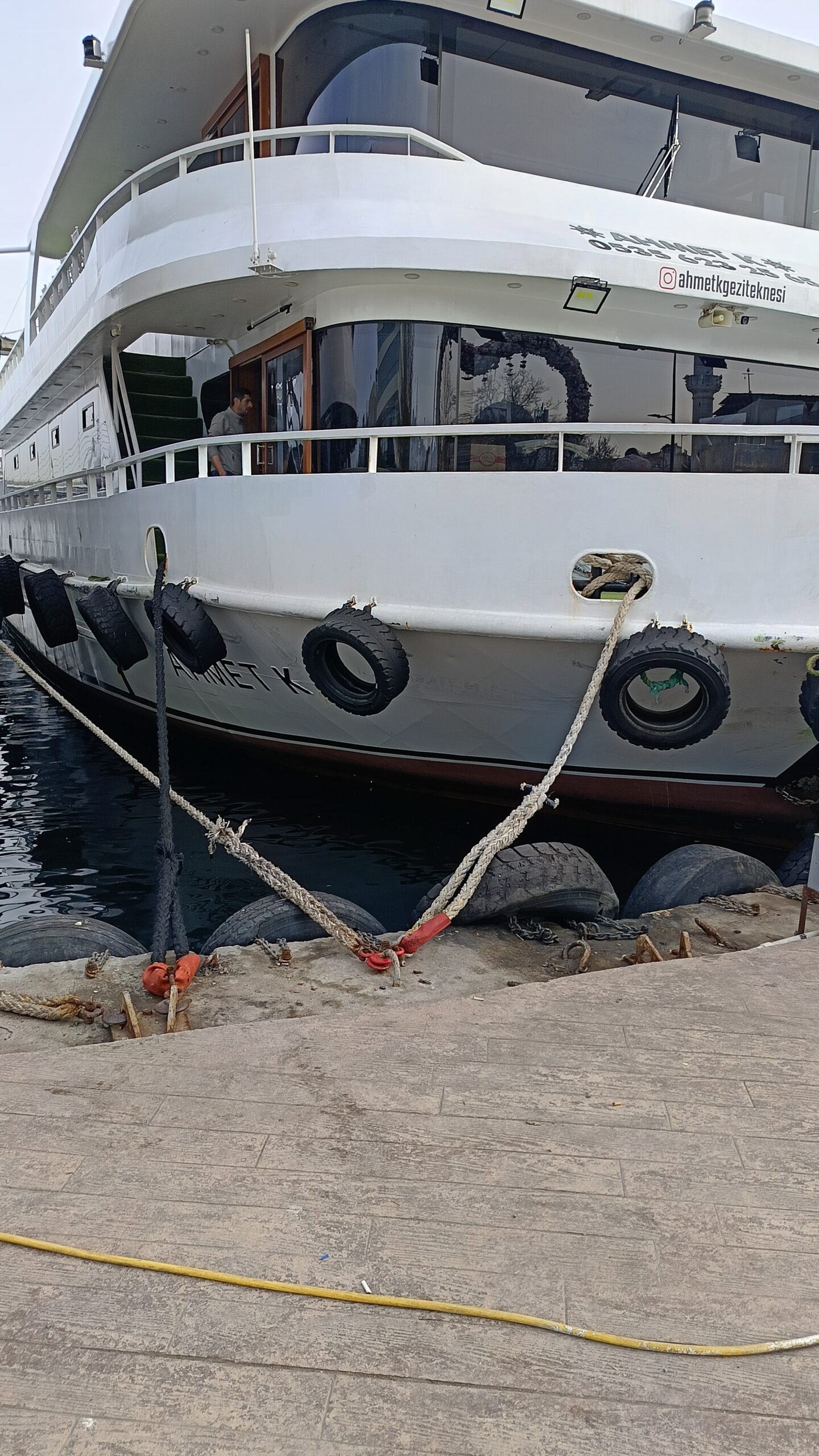 Yacht Gallery