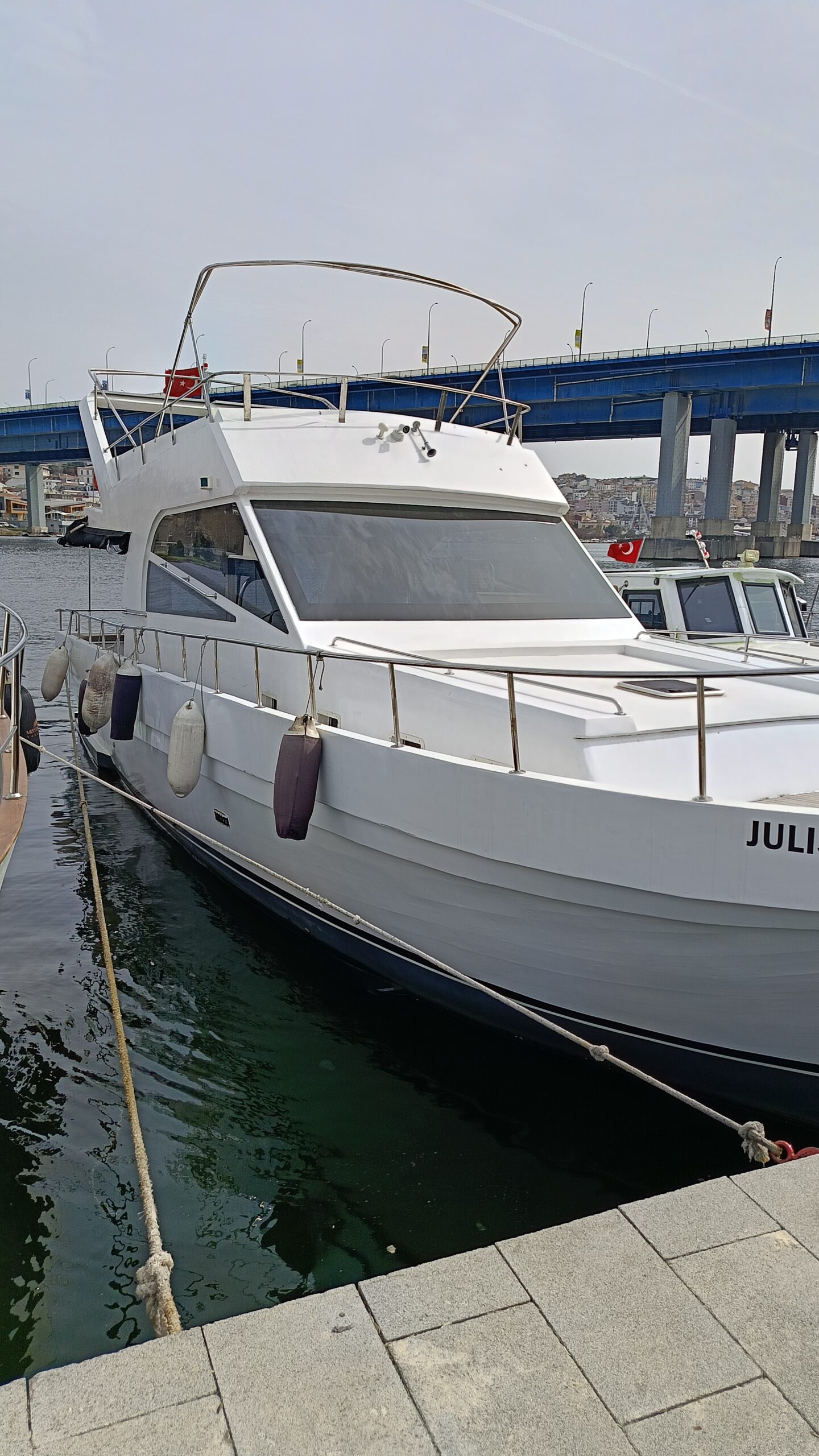 Yacht Gallery