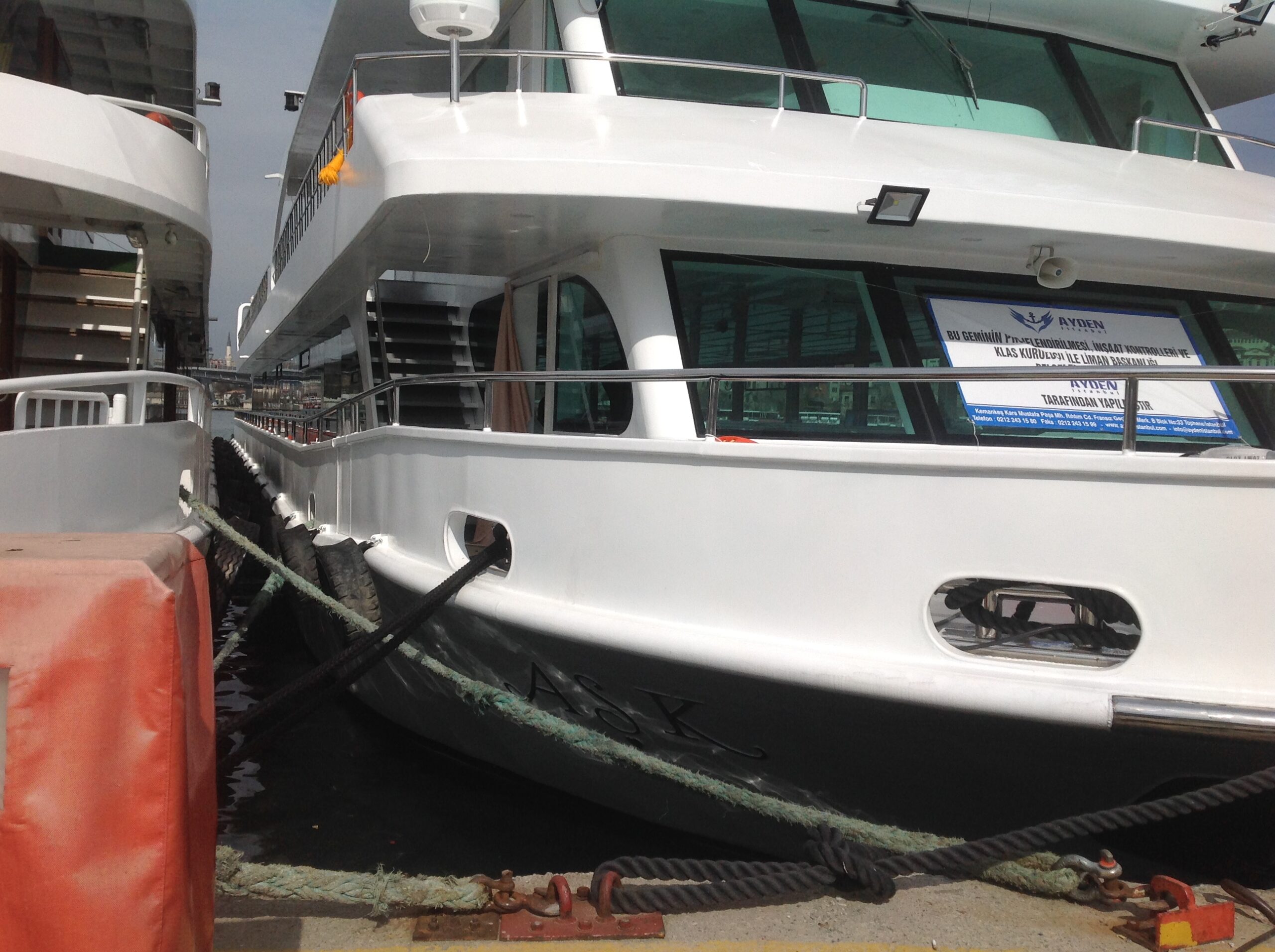 Yacht Gallery