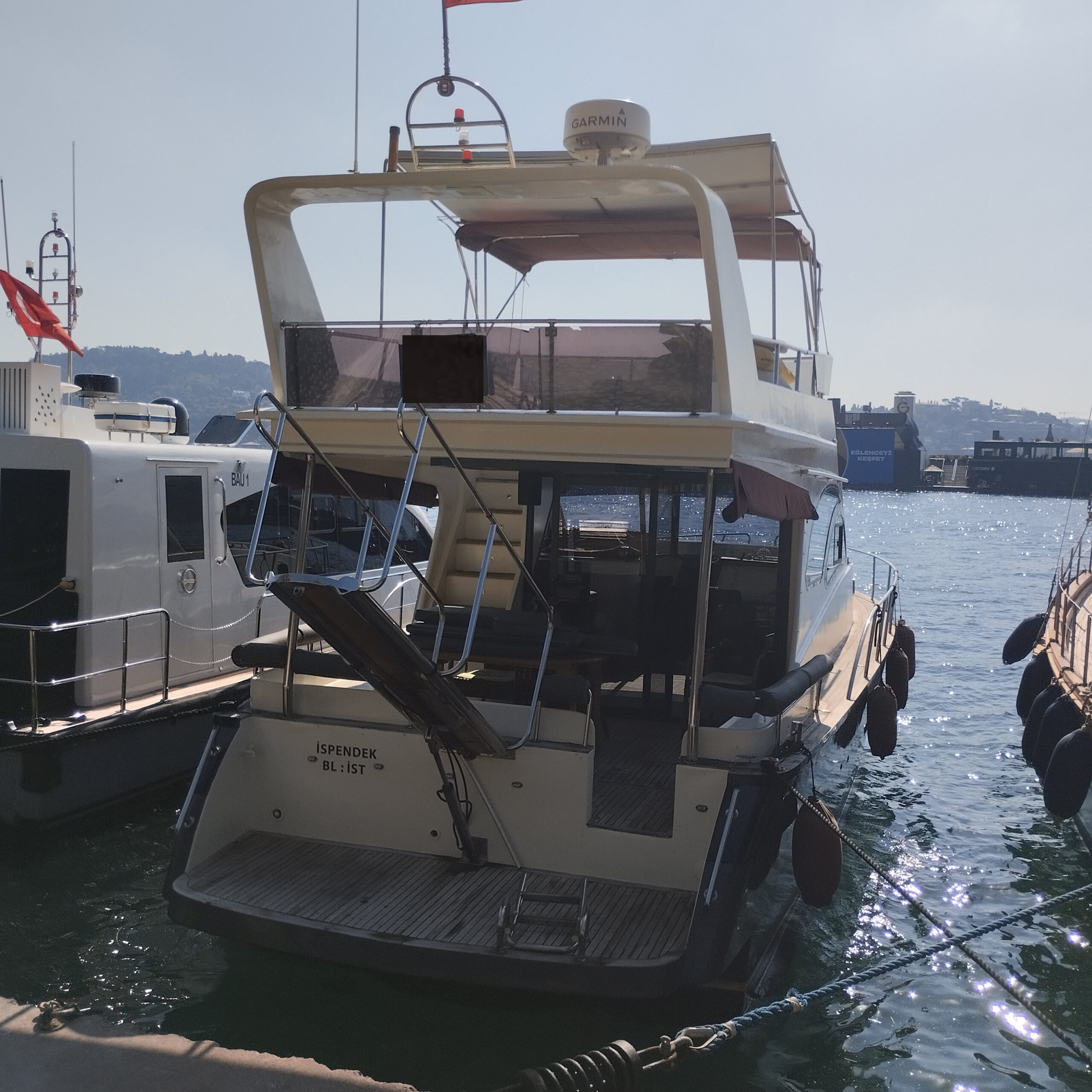 Yacht Gallery