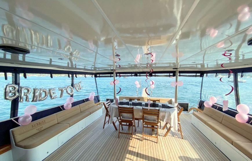 Yacht Gallery
