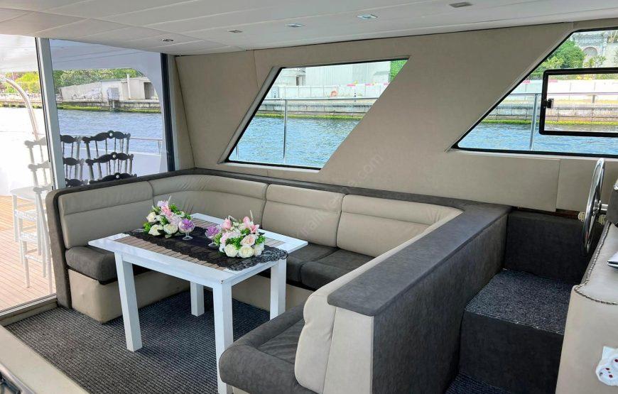 Yacht Gallery