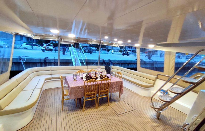 Yacht Gallery