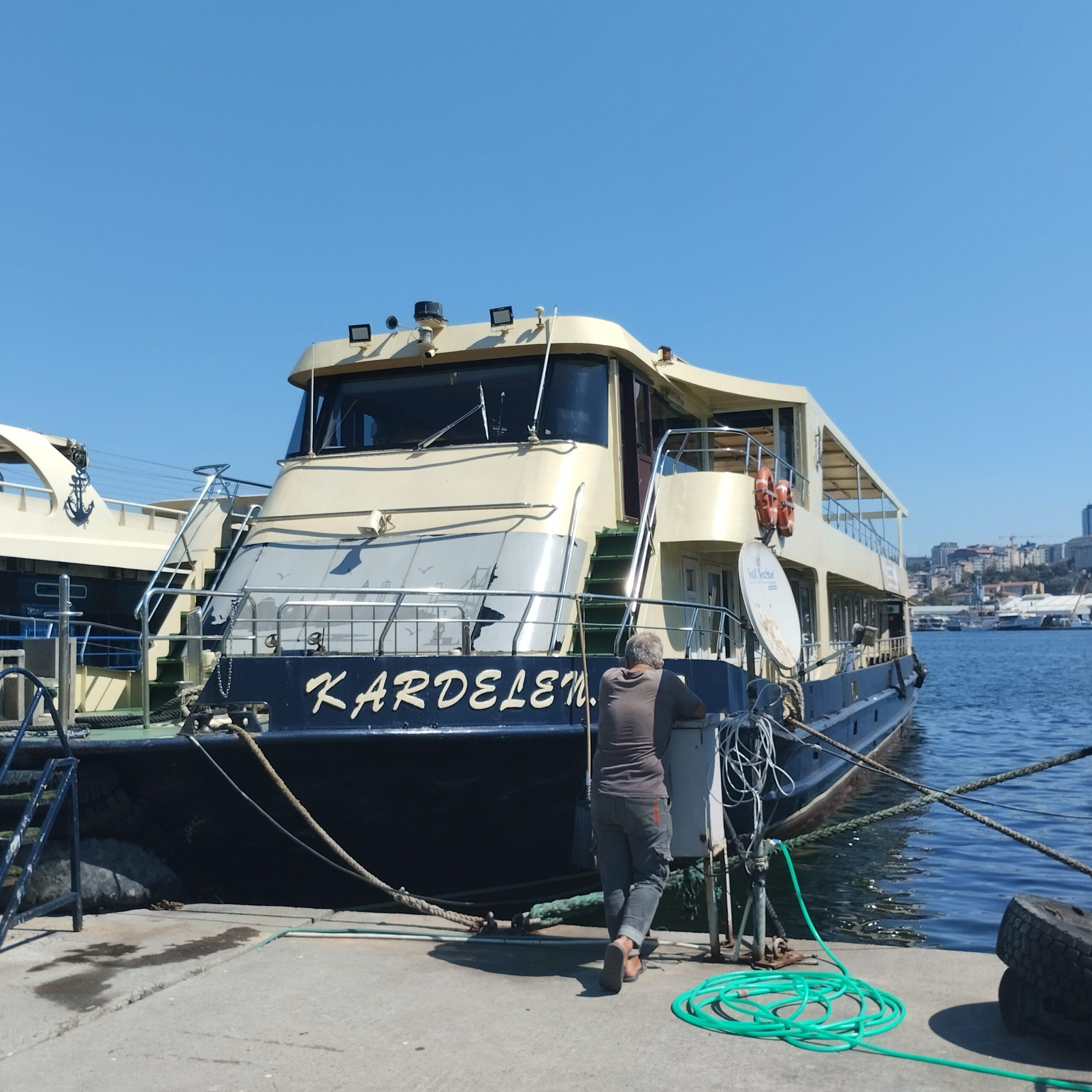 Yacht Gallery