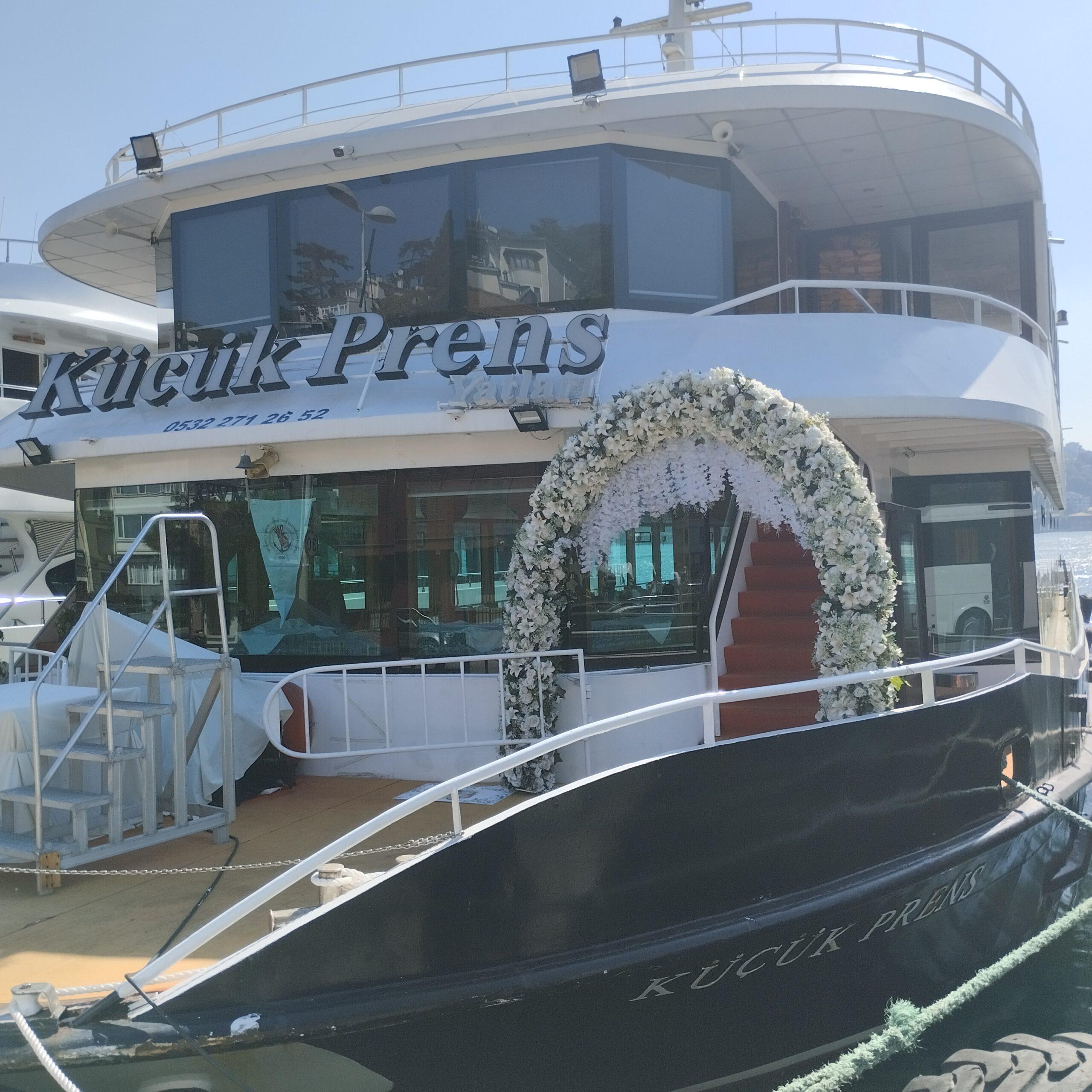 Yacht Gallery