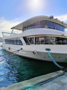 Yacht Thumbnail